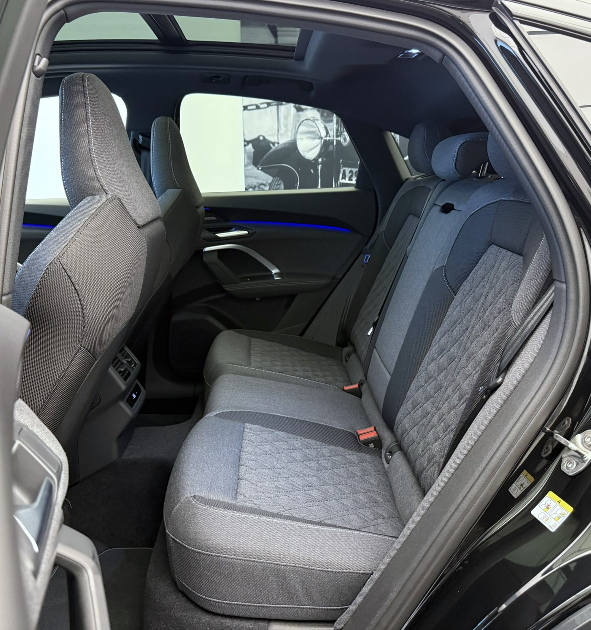 listing desktop thumbnail image 18