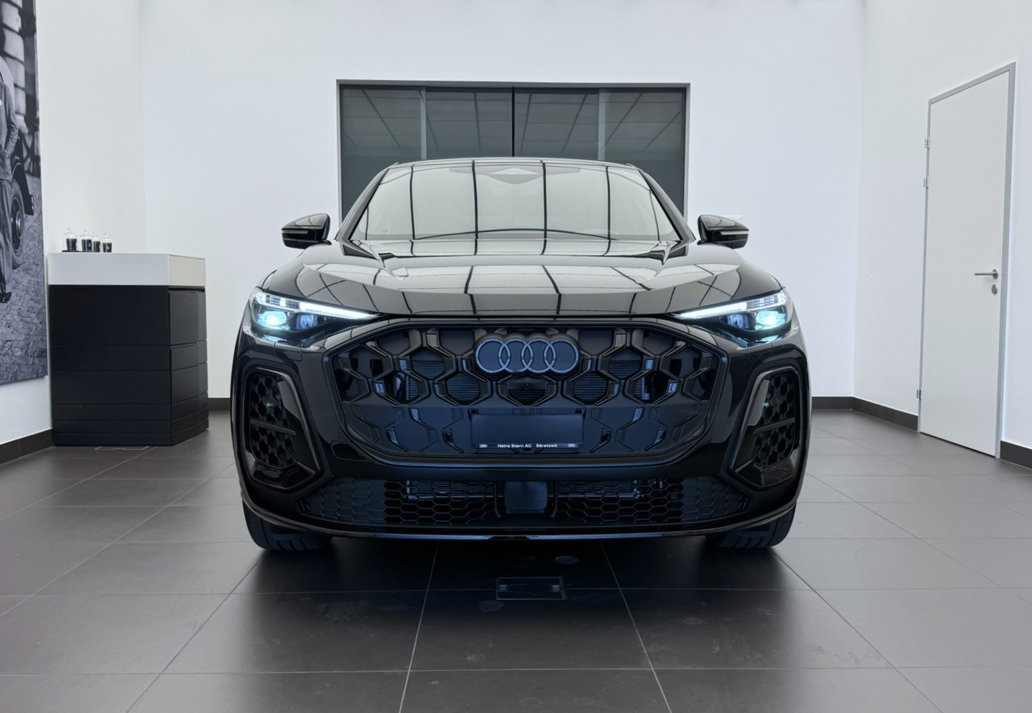 listing desktop thumbnail image 1