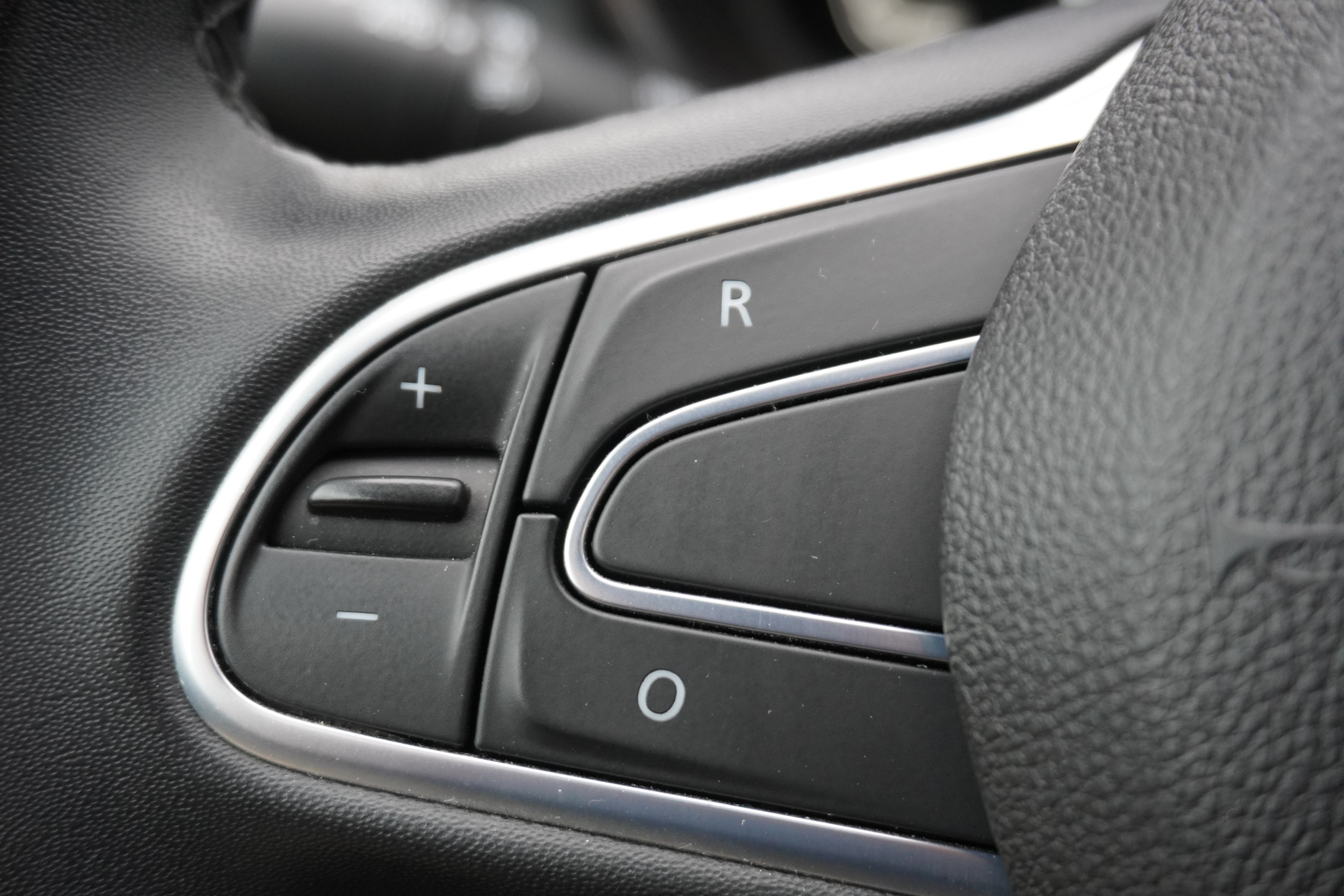 listing desktop thumbnail image 23