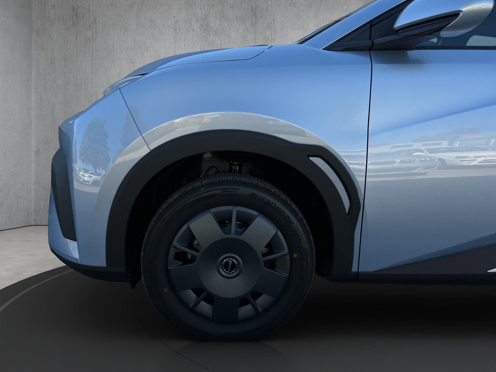 listing desktop thumbnail image 15