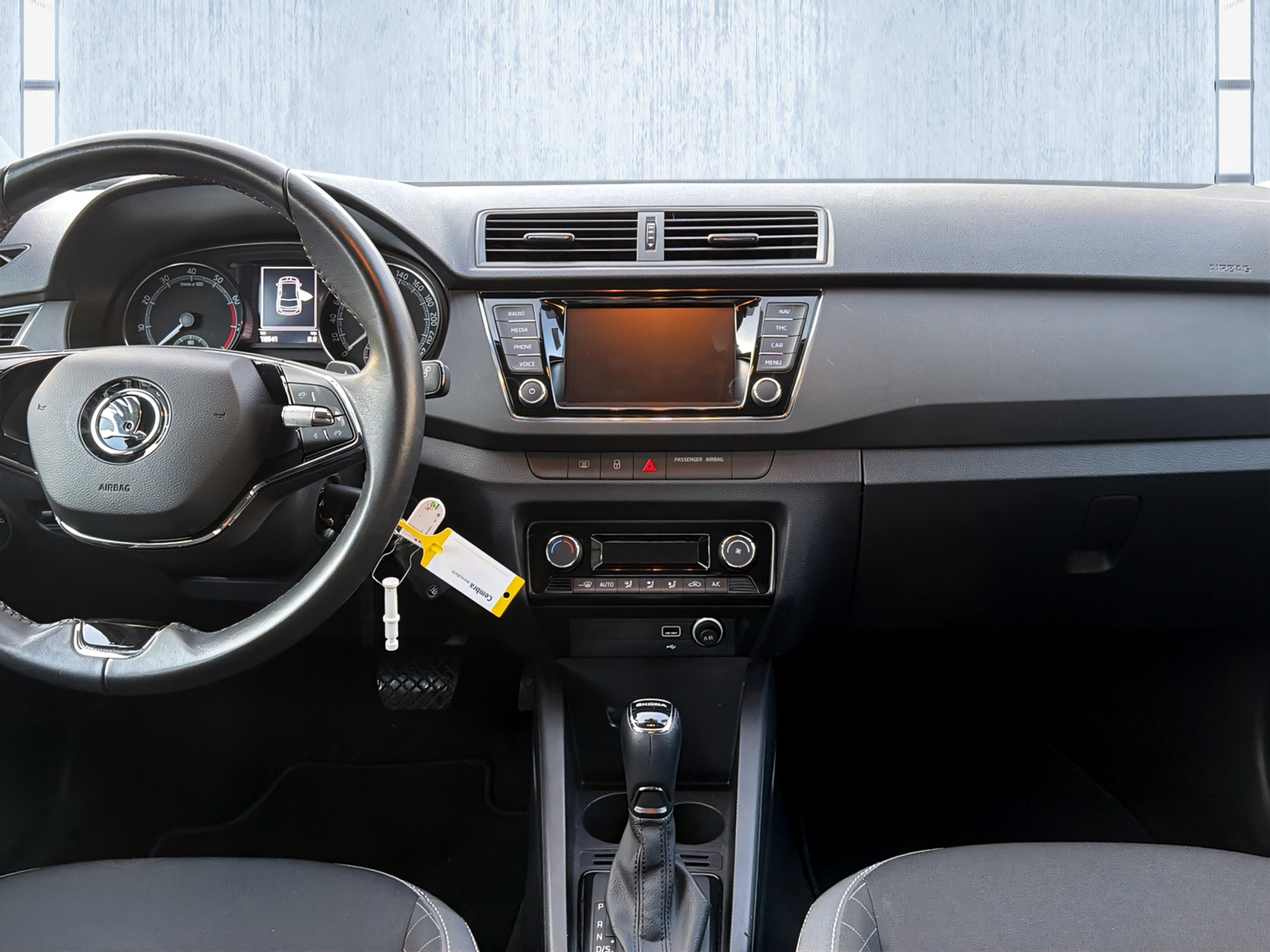 listing desktop thumbnail image 14