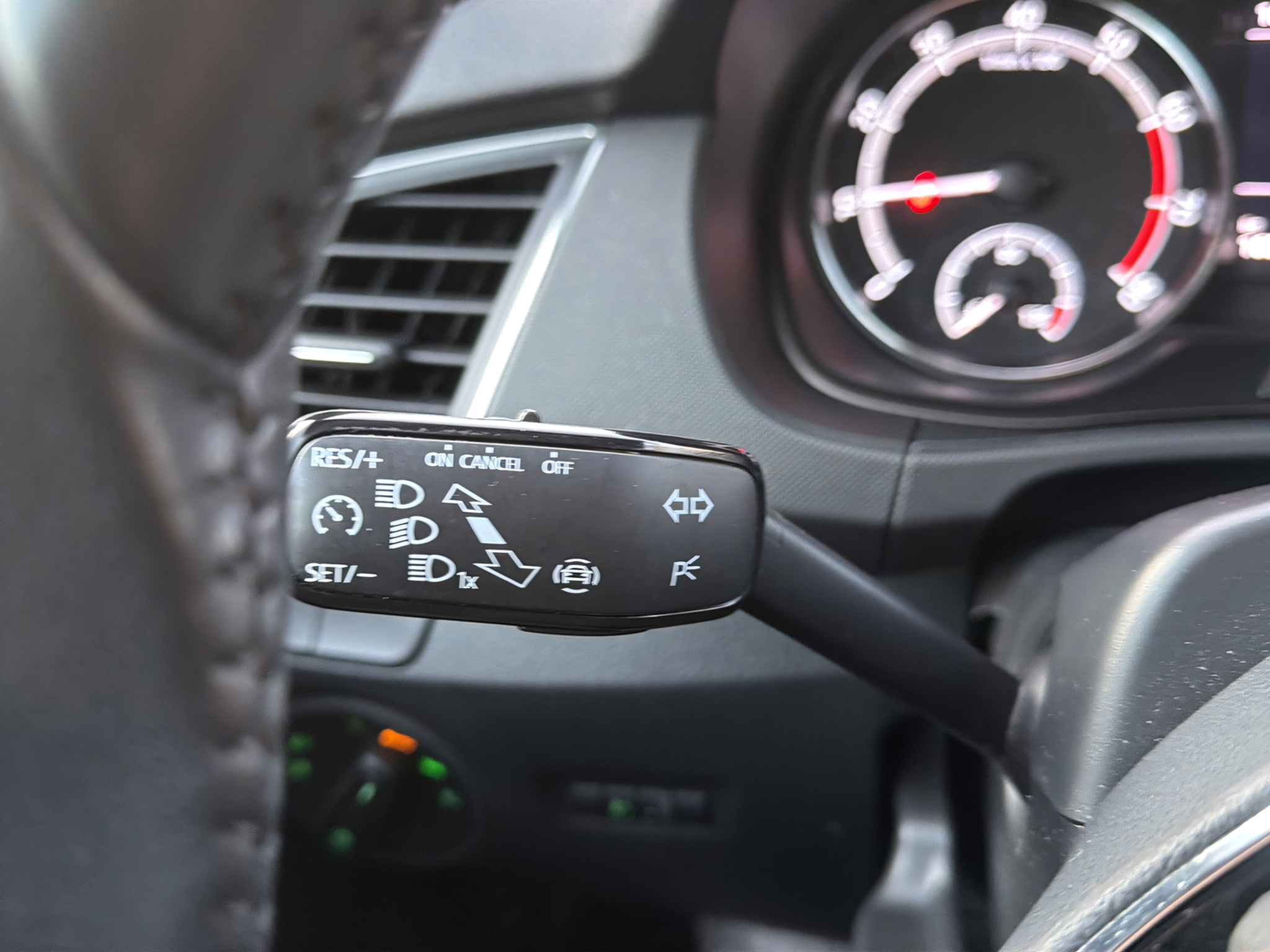 listing desktop thumbnail image 22