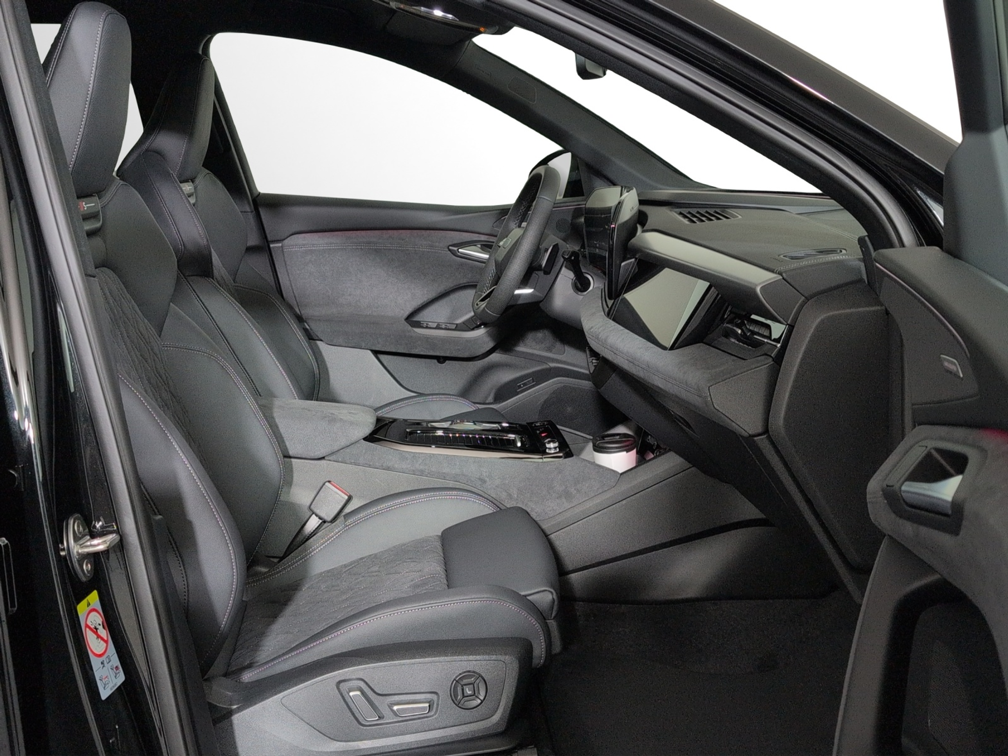 listing desktop thumbnail image 6