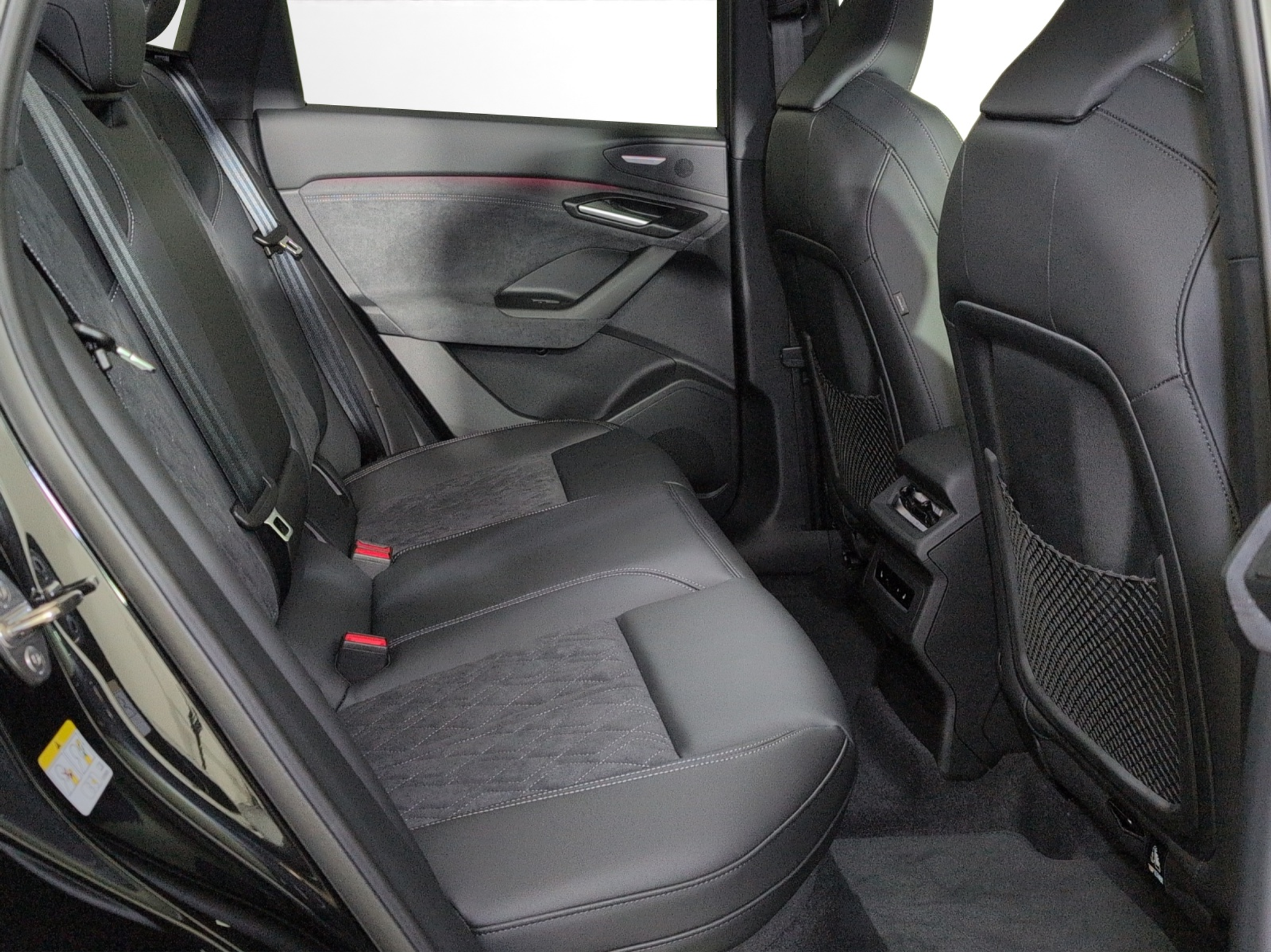 listing desktop thumbnail image 8