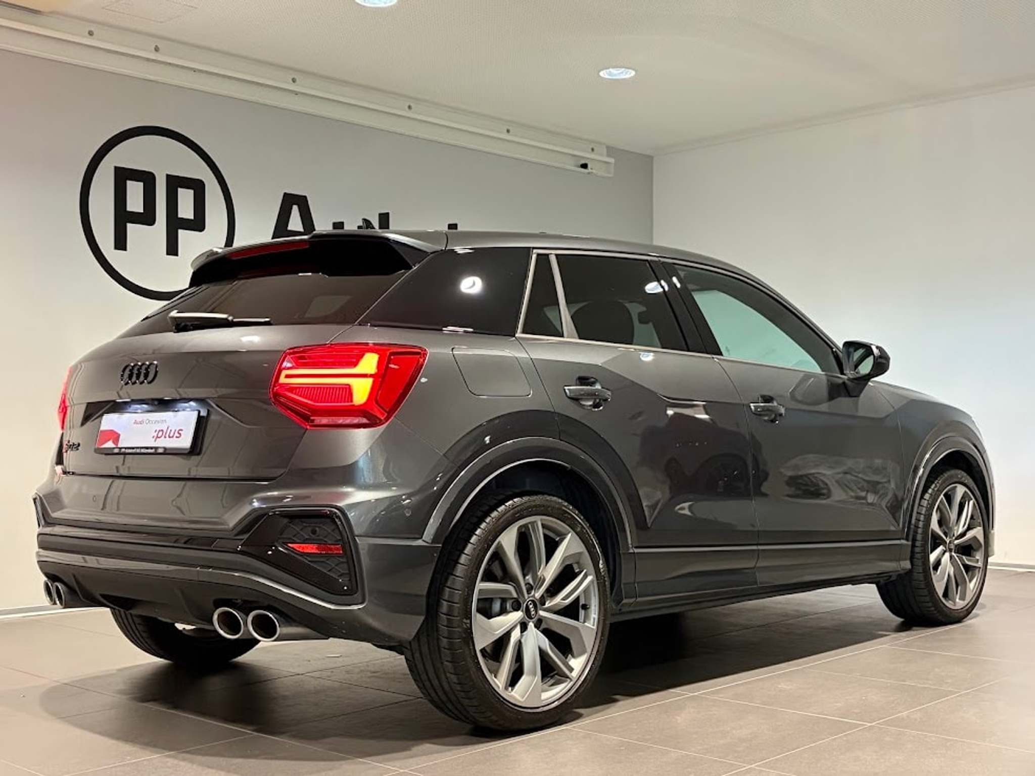 listing desktop thumbnail image 13