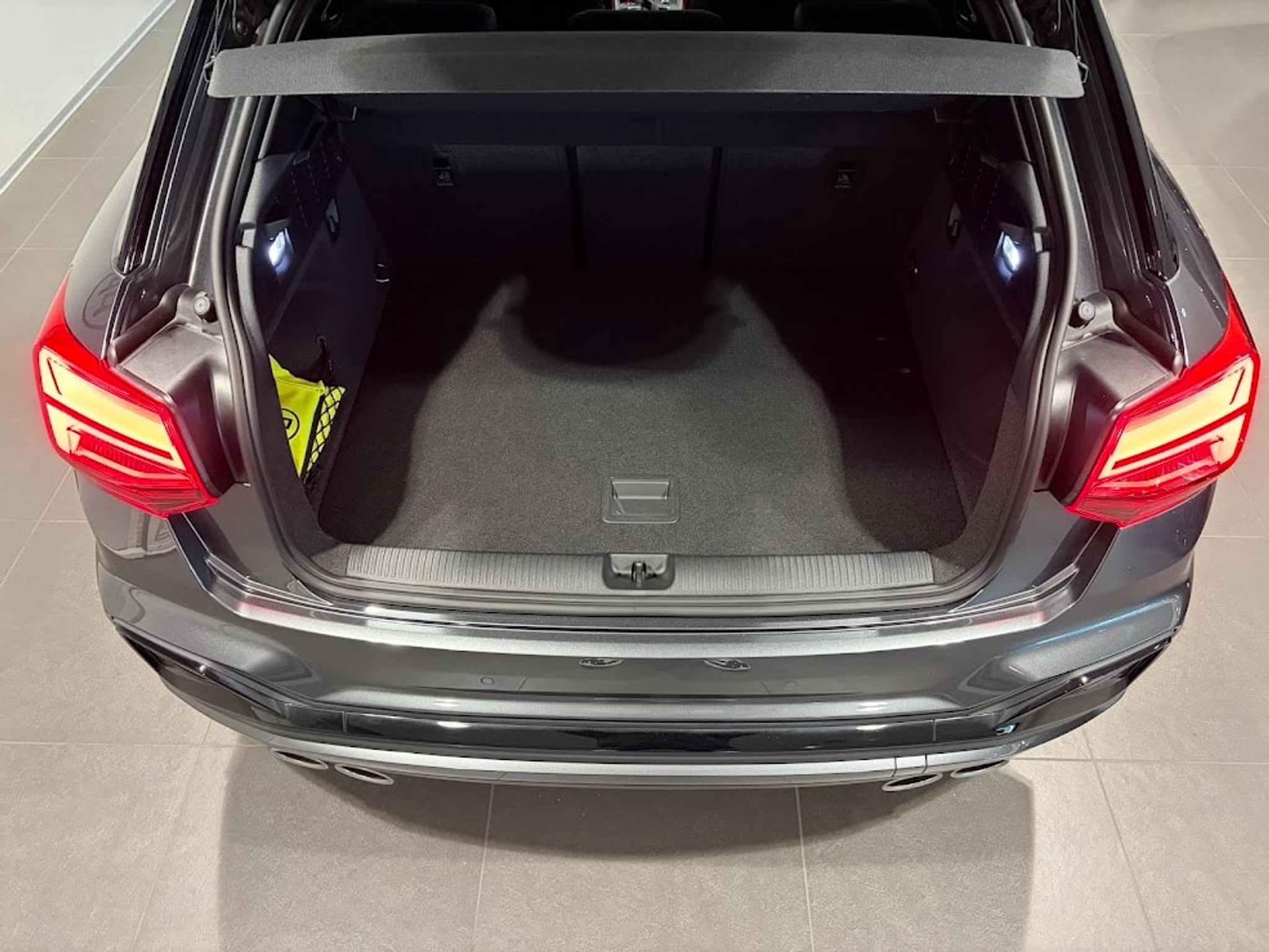 listing desktop thumbnail image 11