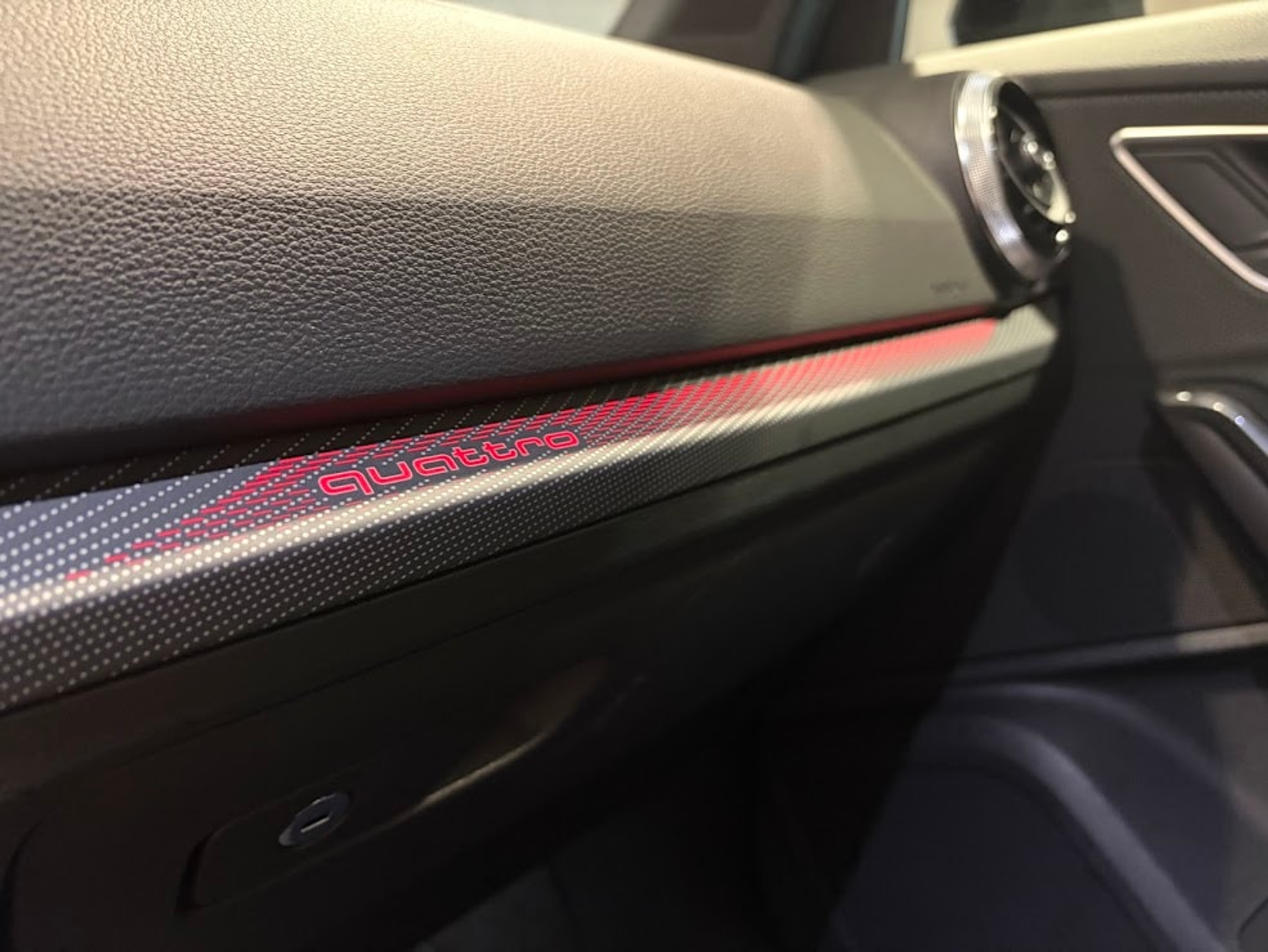 listing desktop thumbnail image 7