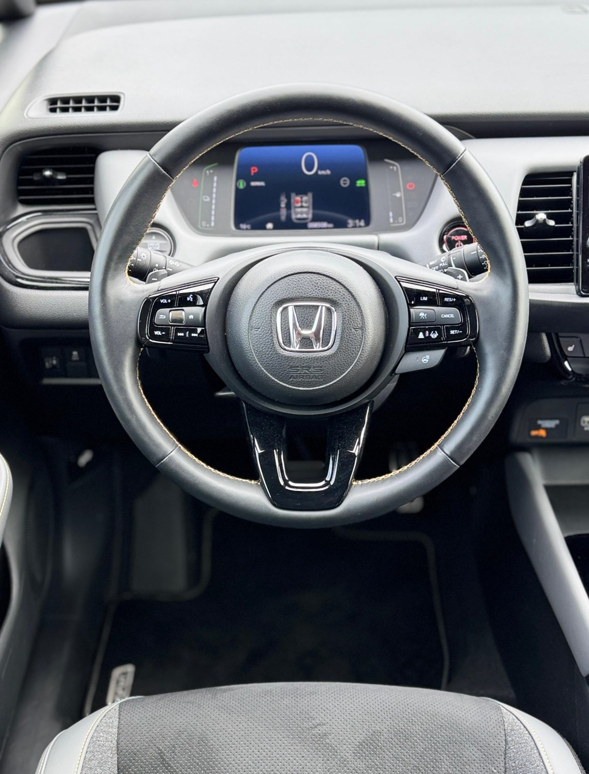 listing desktop thumbnail image 8