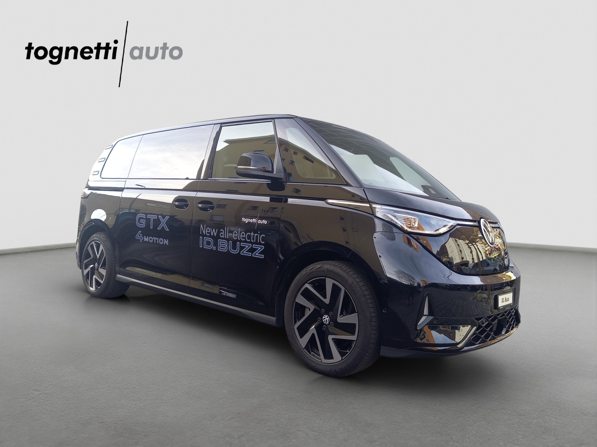 listing desktop thumbnail image 1