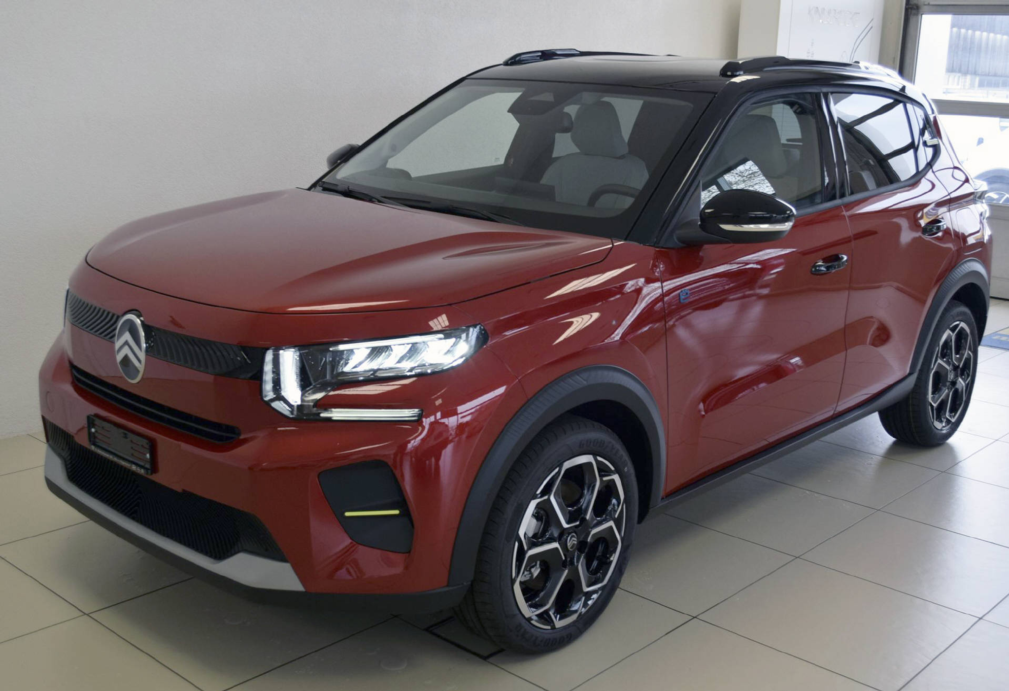 listing desktop thumbnail image 1