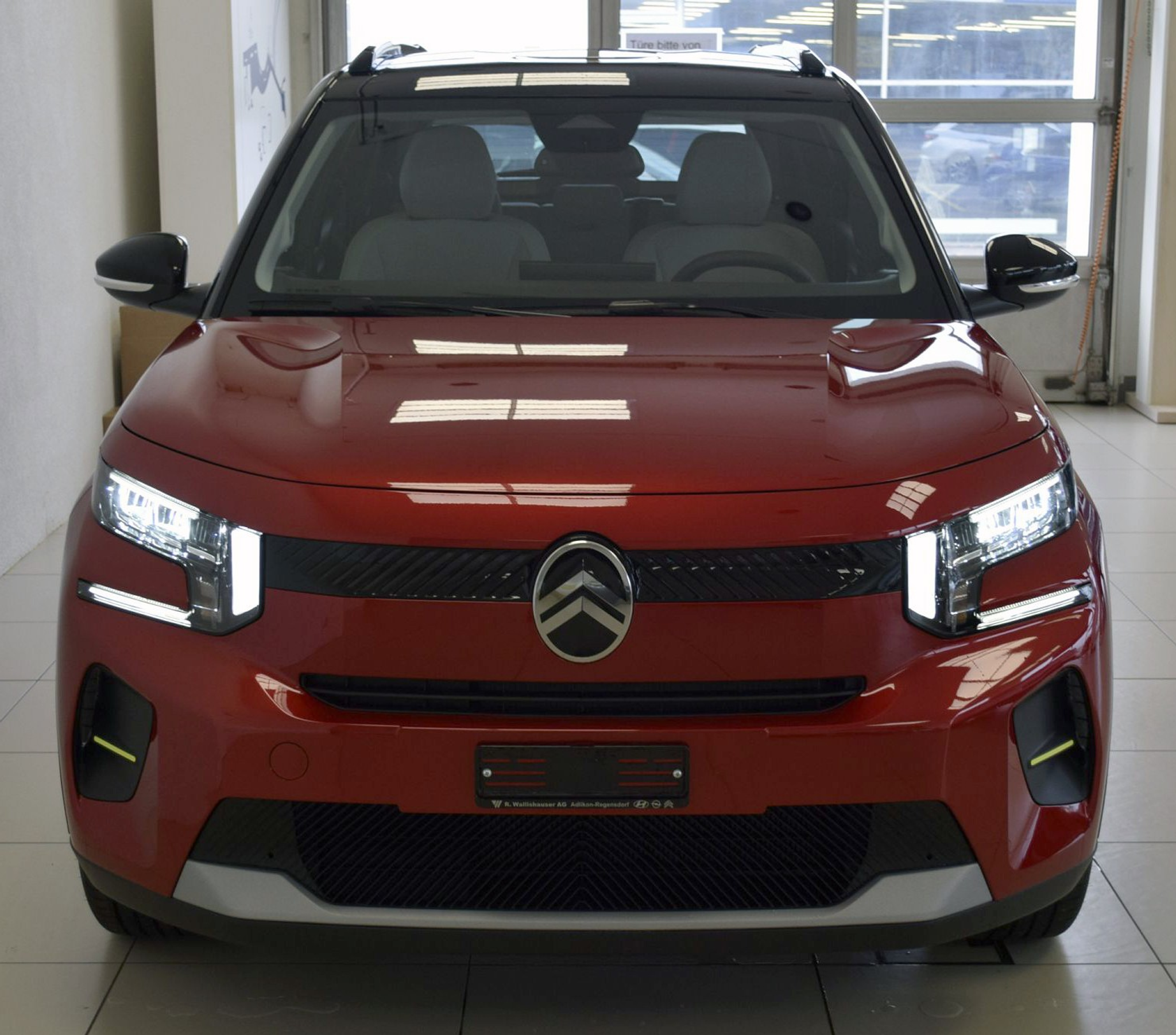 listing desktop thumbnail image 3