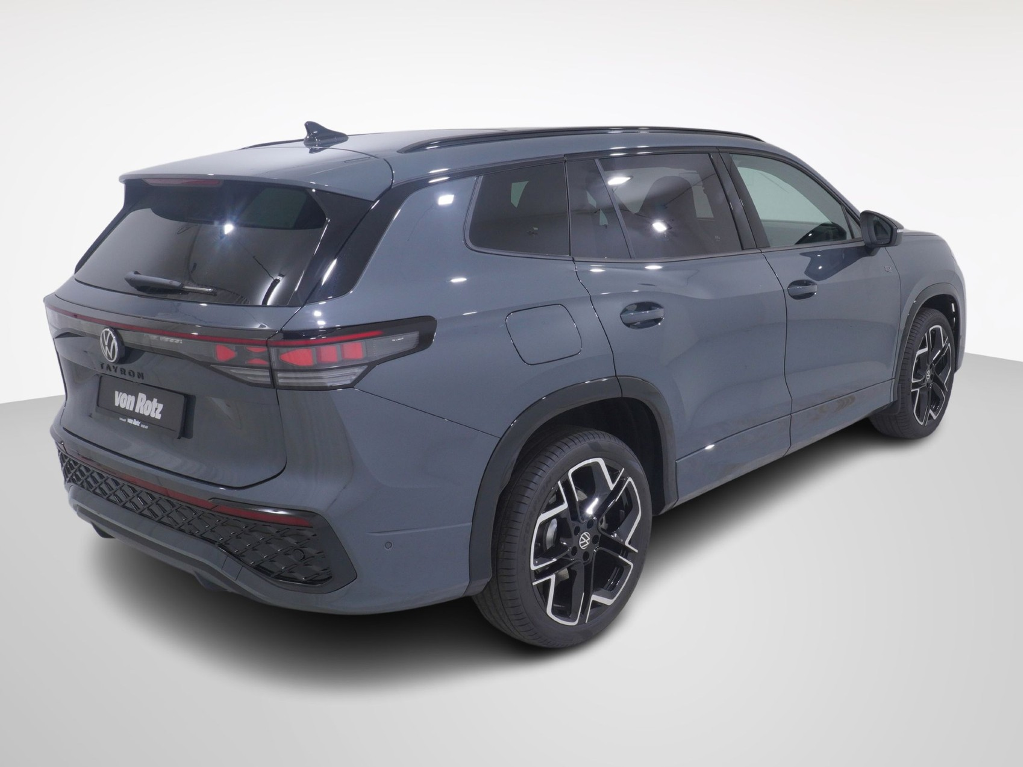 listing desktop thumbnail image 5