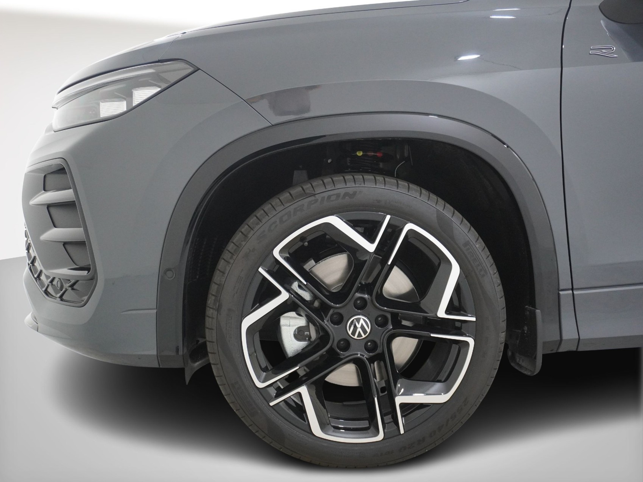 listing desktop thumbnail image 9