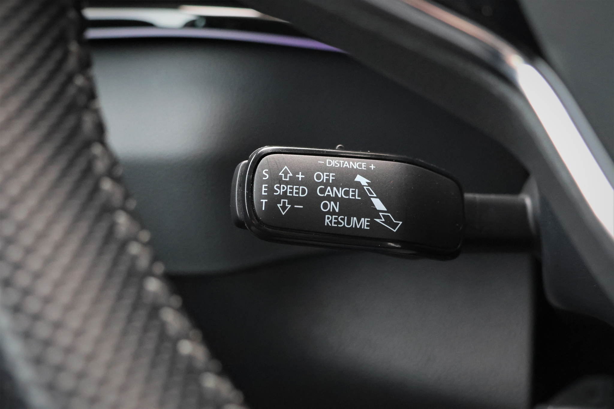 listing desktop thumbnail image 25