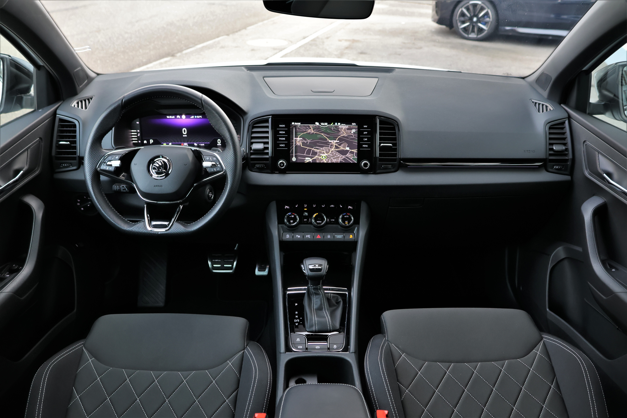 listing desktop thumbnail image 14