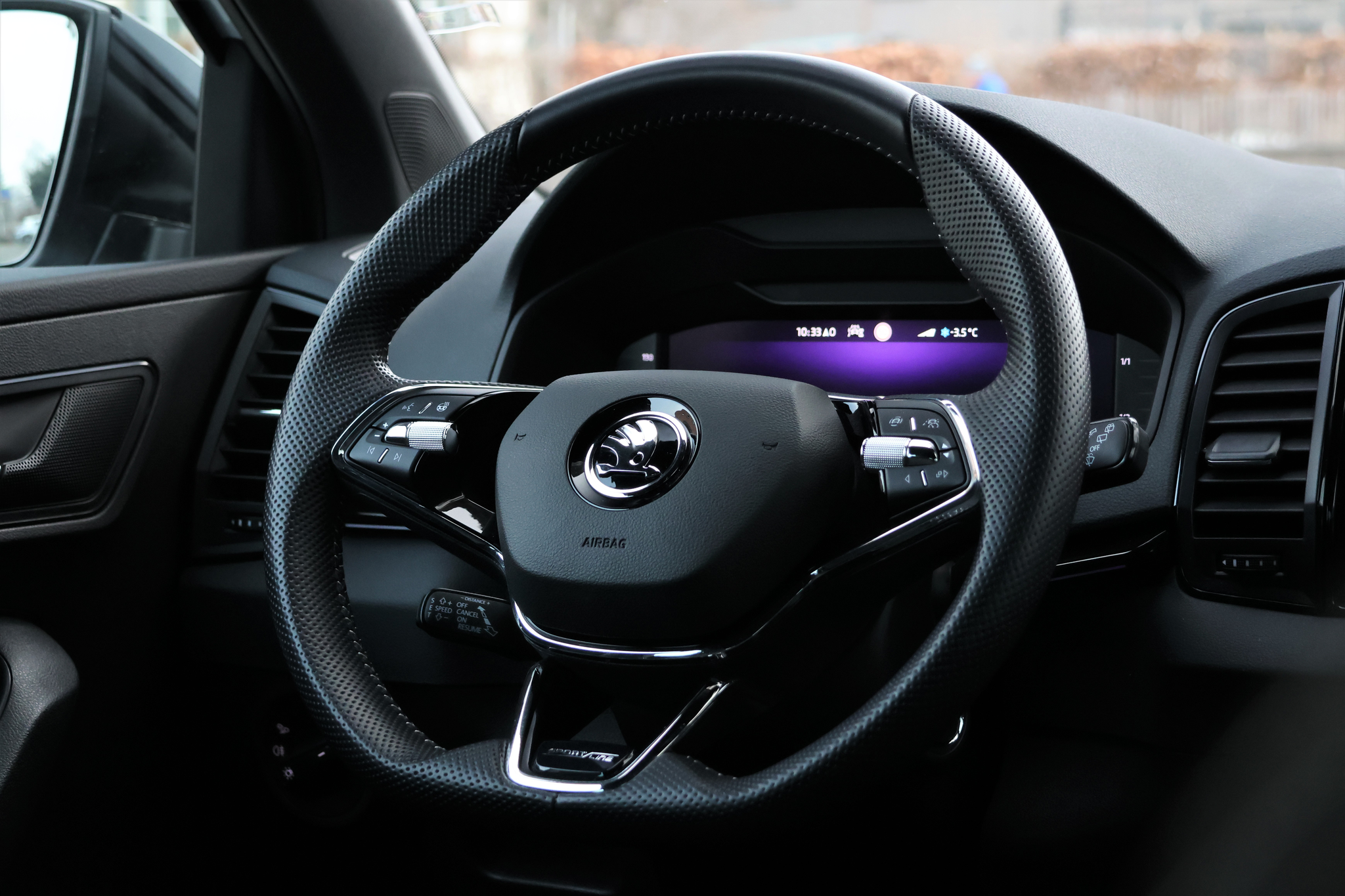 listing desktop thumbnail image 13