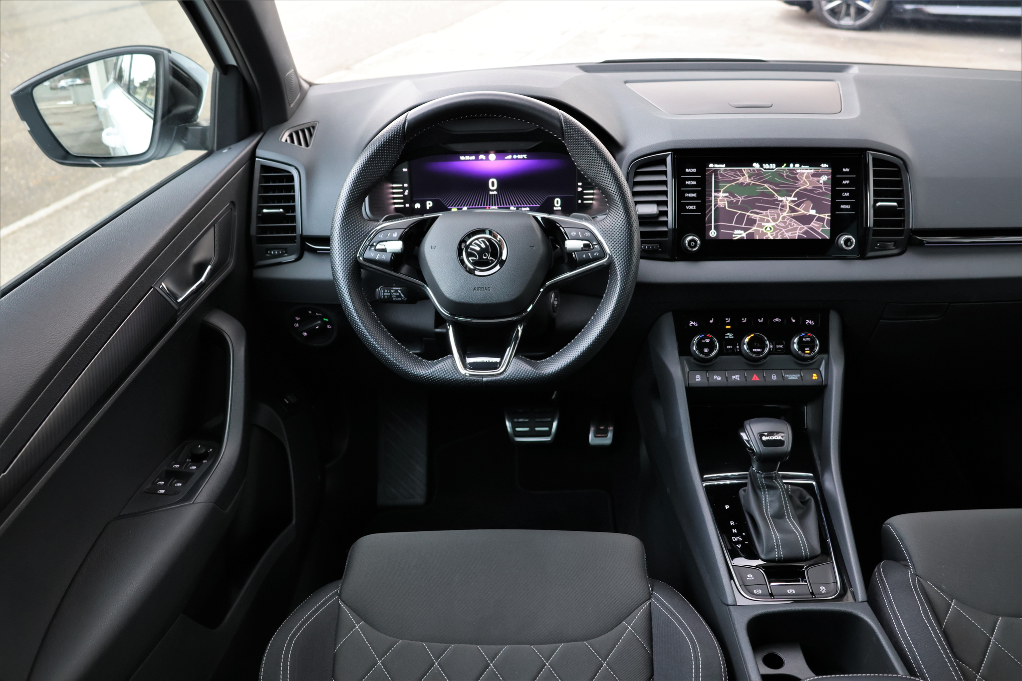 listing desktop thumbnail image 12