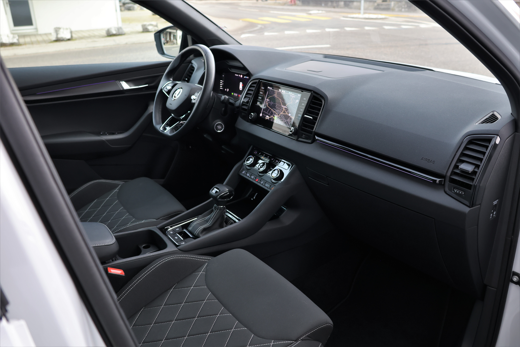 listing desktop thumbnail image 19