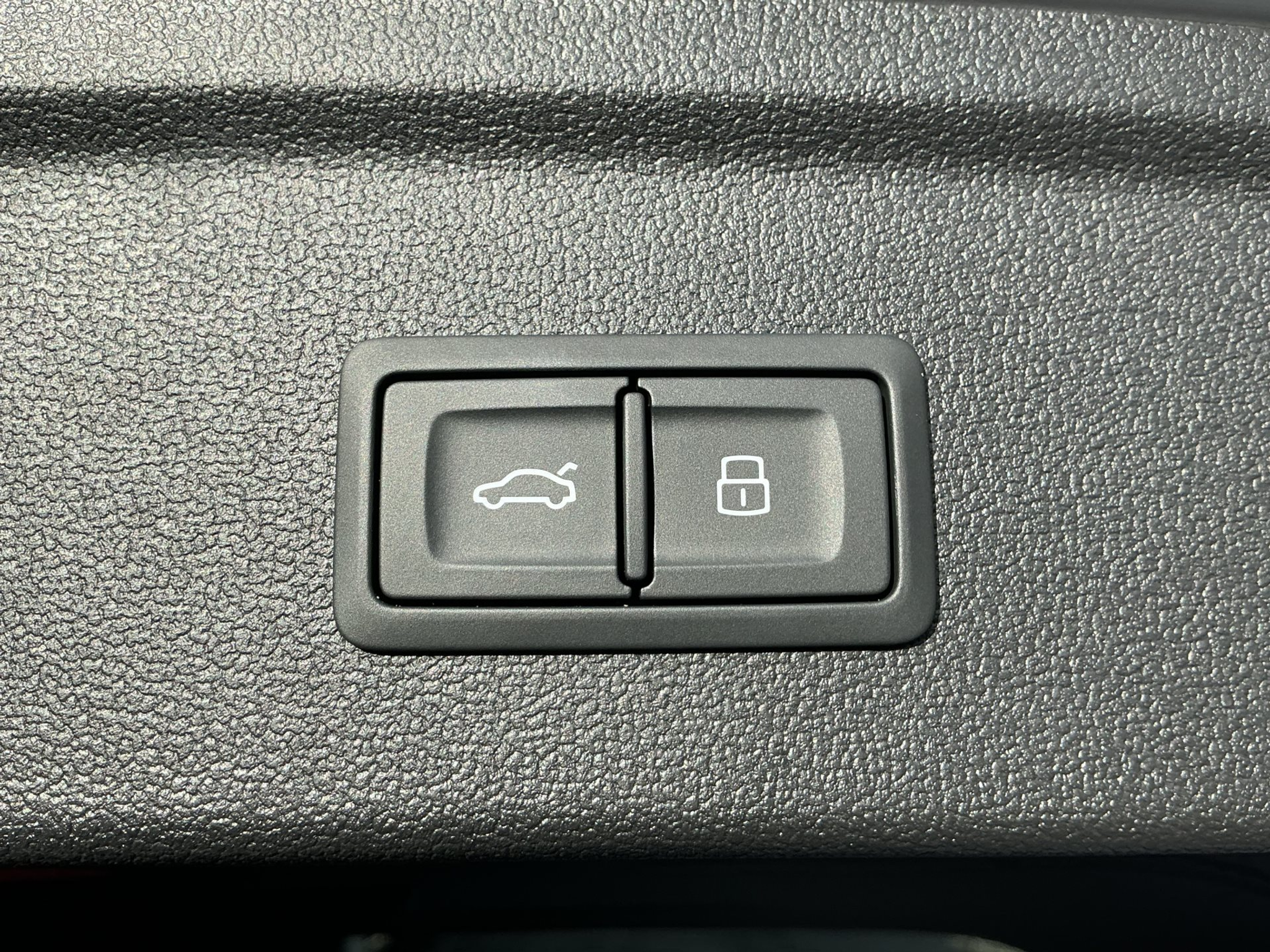 listing desktop thumbnail image 26