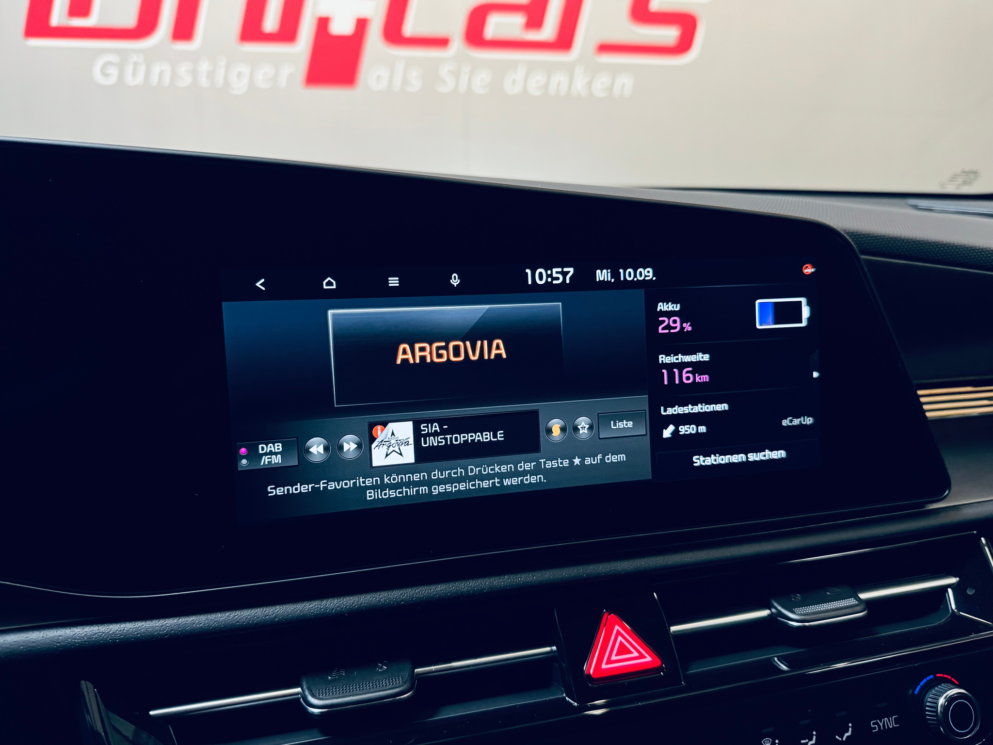 listing desktop thumbnail image 24