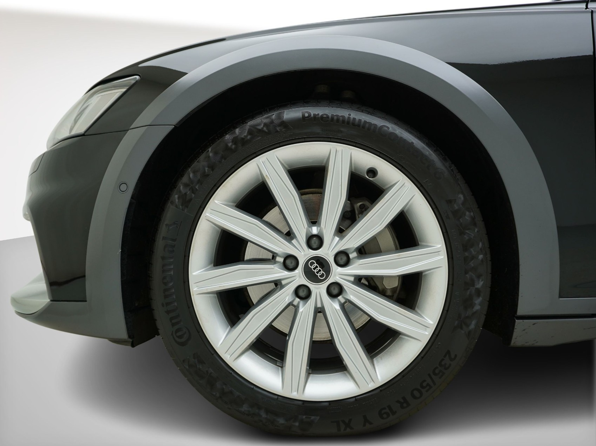 listing desktop thumbnail image 5