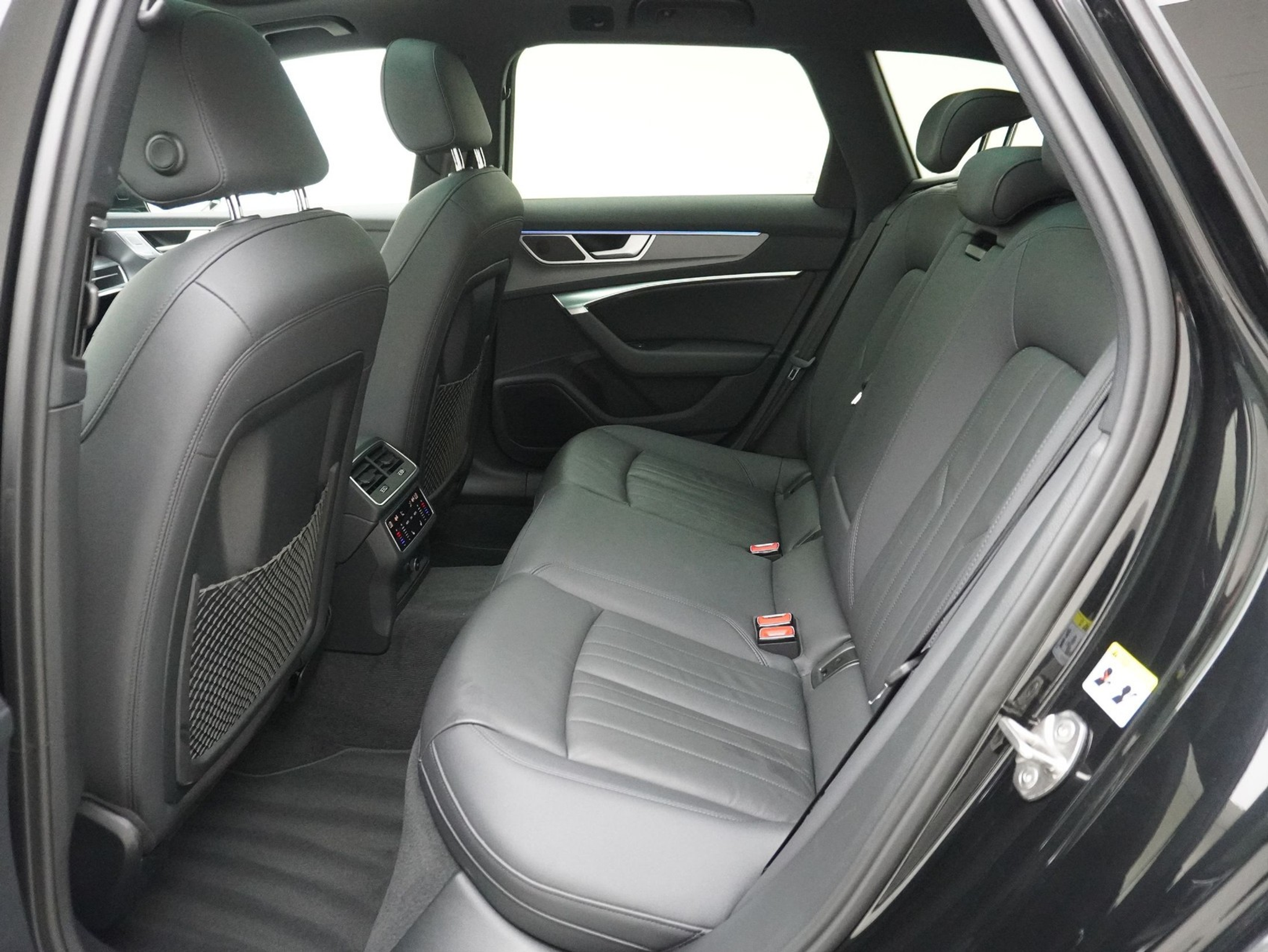 listing desktop thumbnail image 9