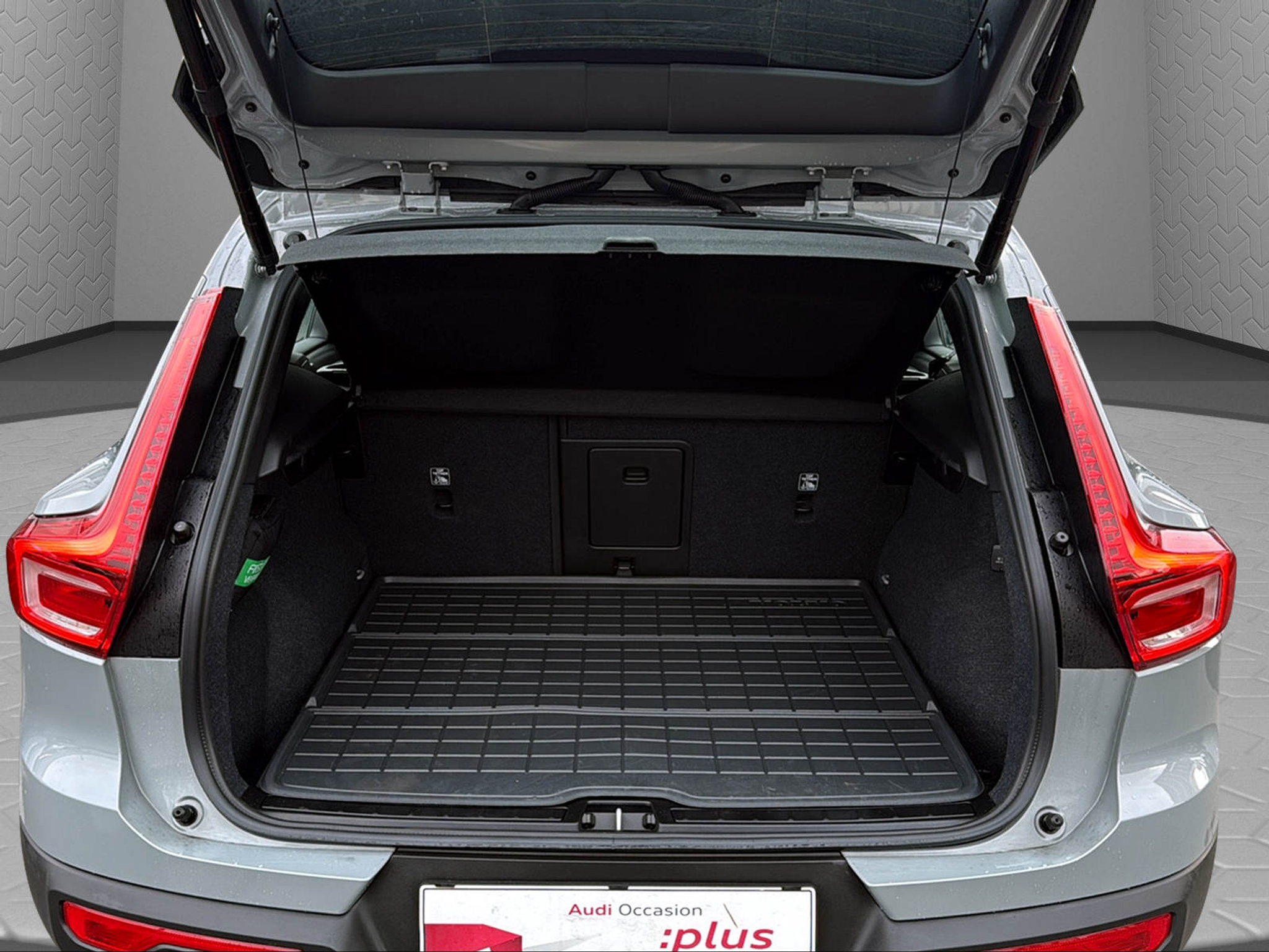 listing desktop thumbnail image 9