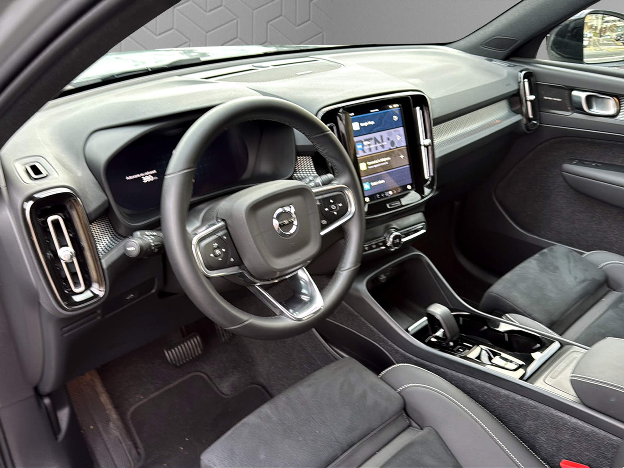 listing desktop thumbnail image 11