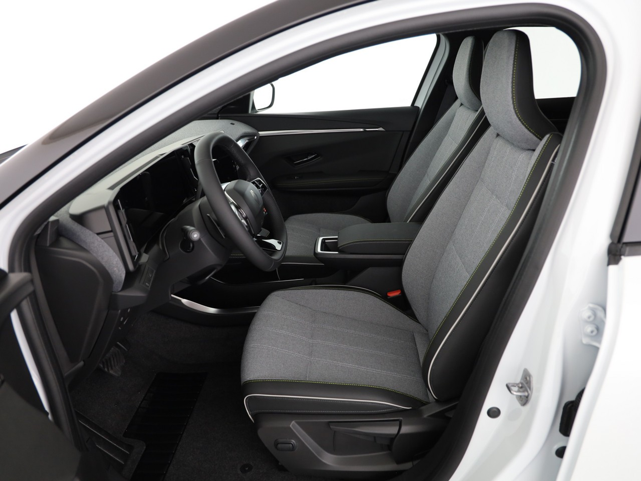 listing desktop thumbnail image 5