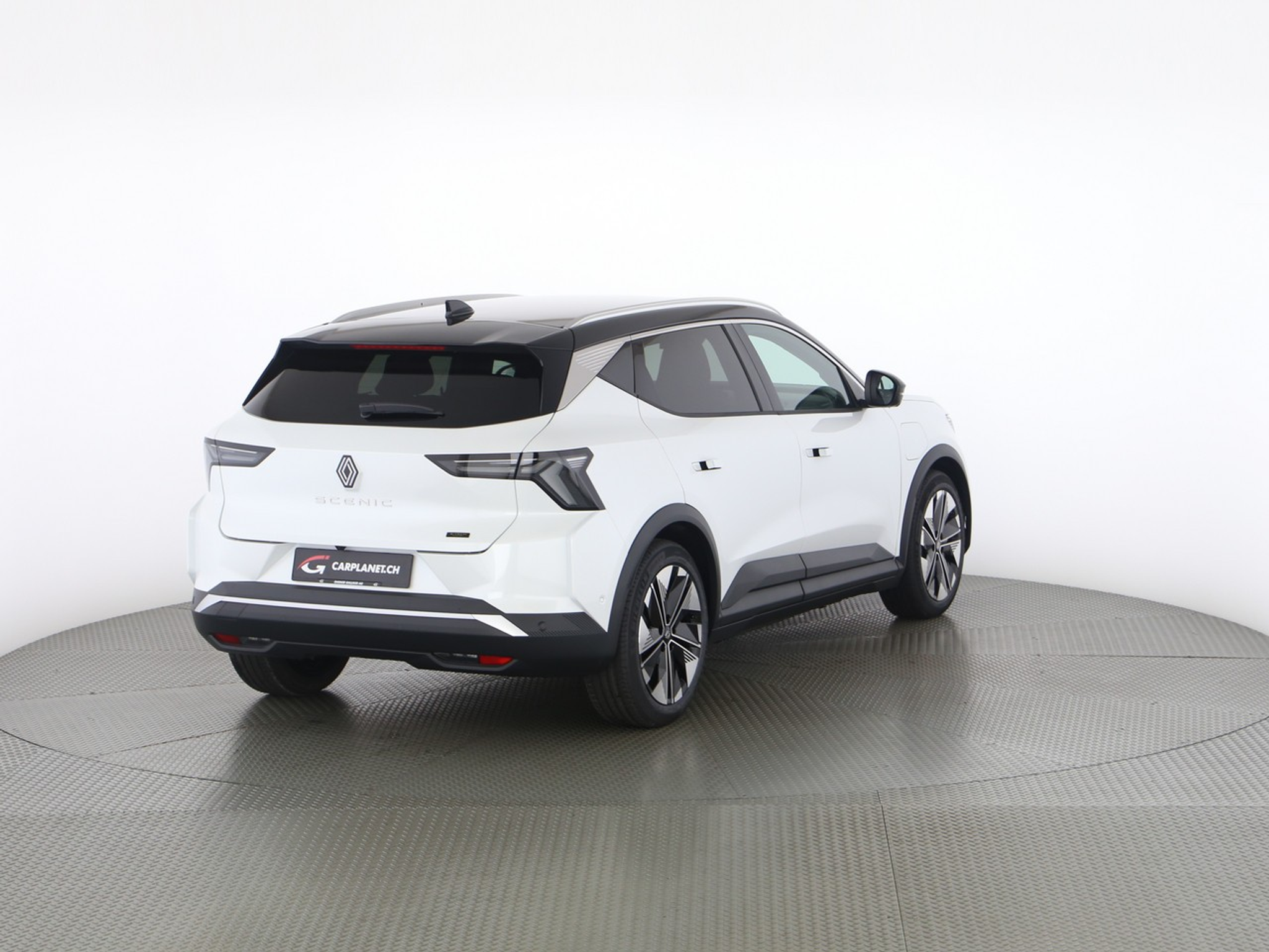 listing desktop thumbnail image 2