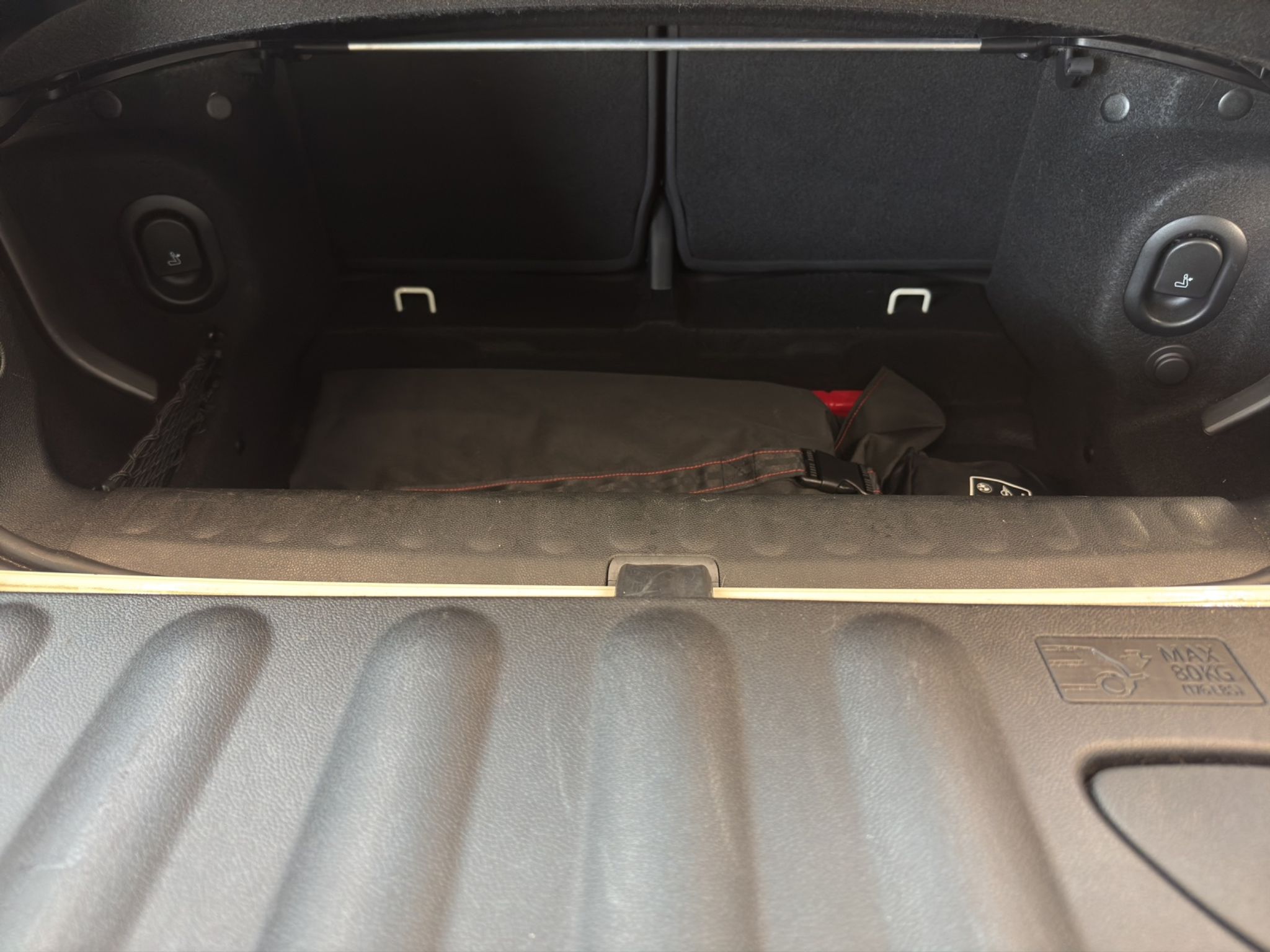 listing desktop thumbnail image 14