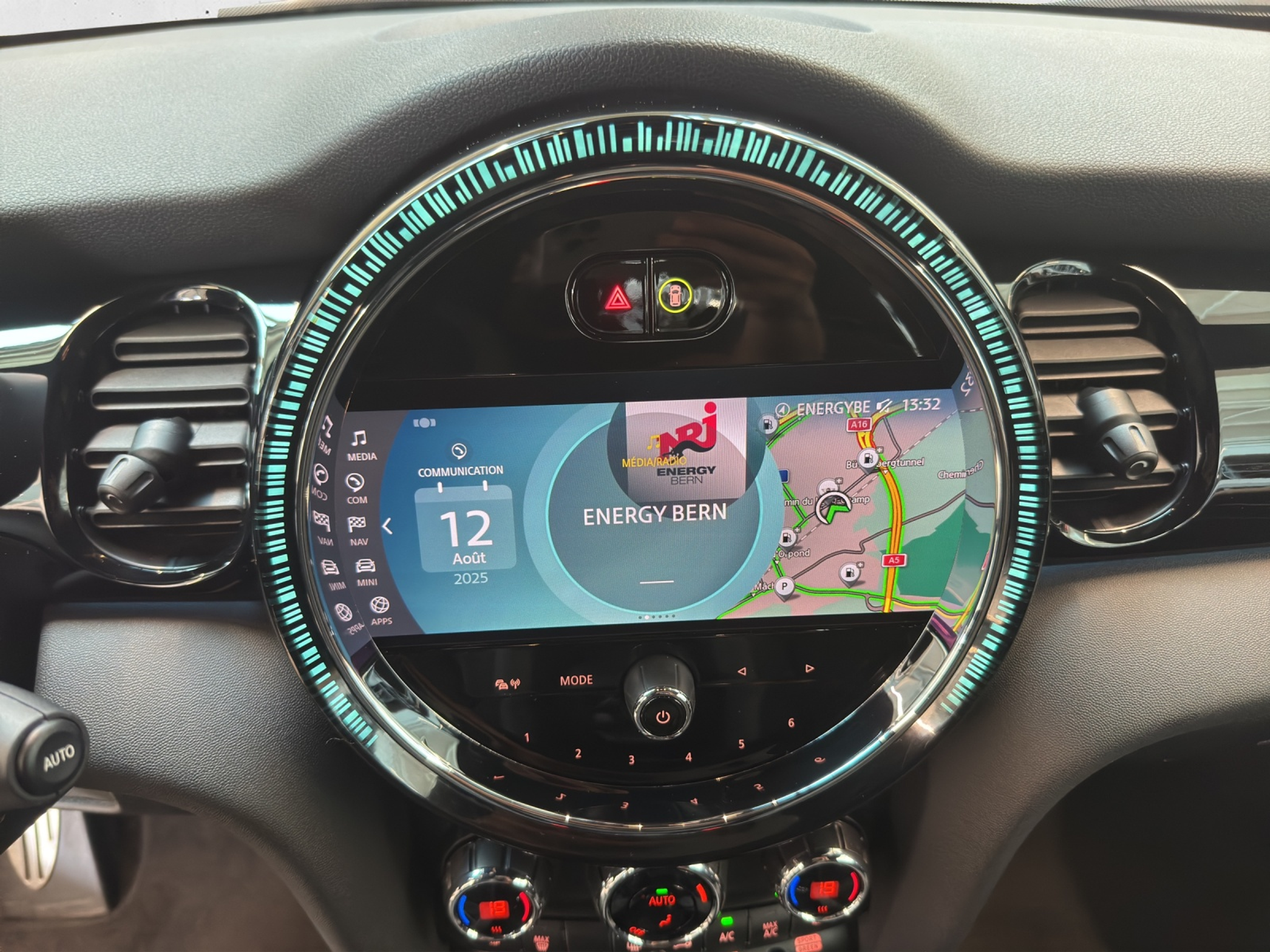 listing desktop thumbnail image 12