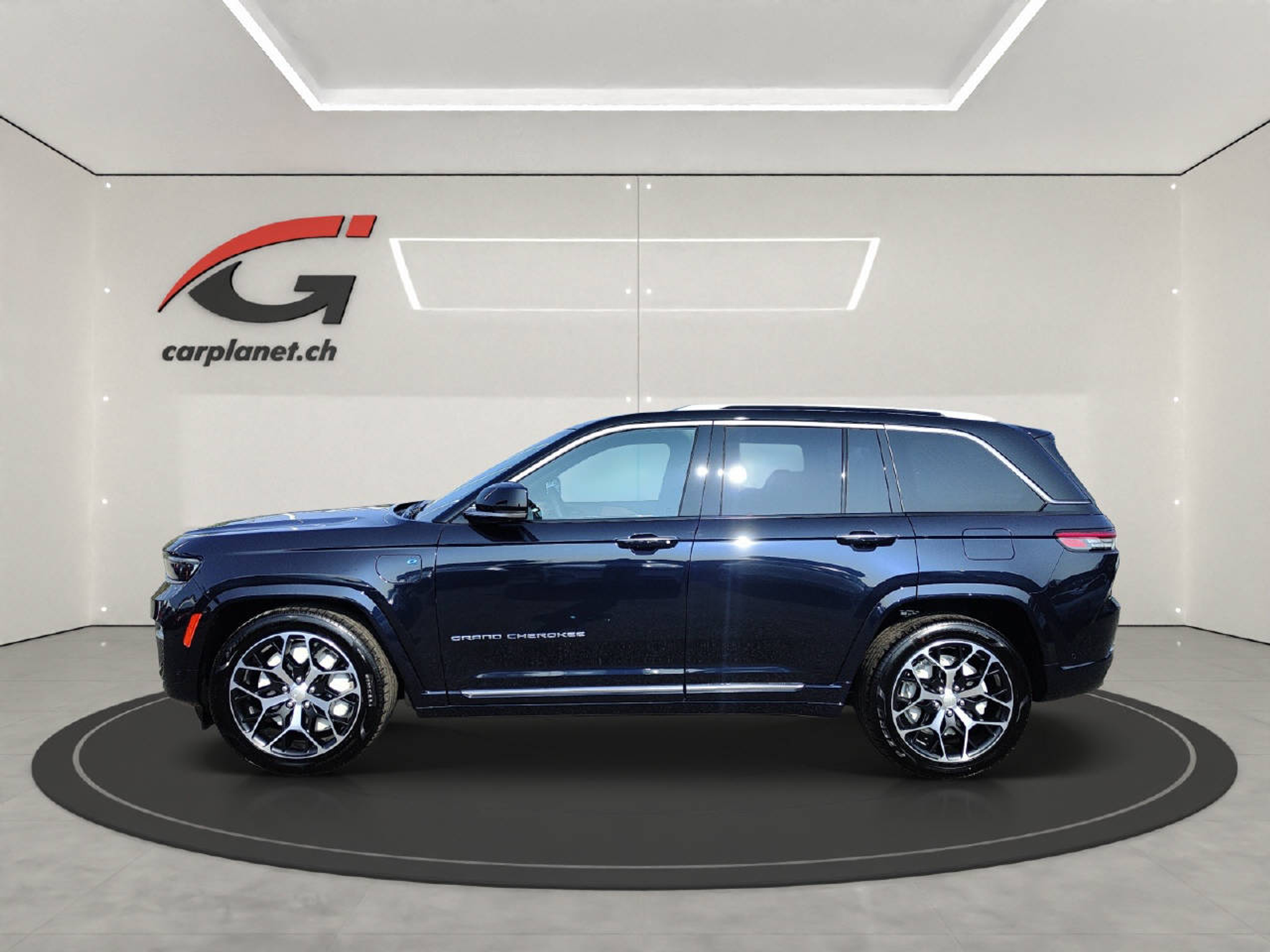 listing desktop thumbnail image 2