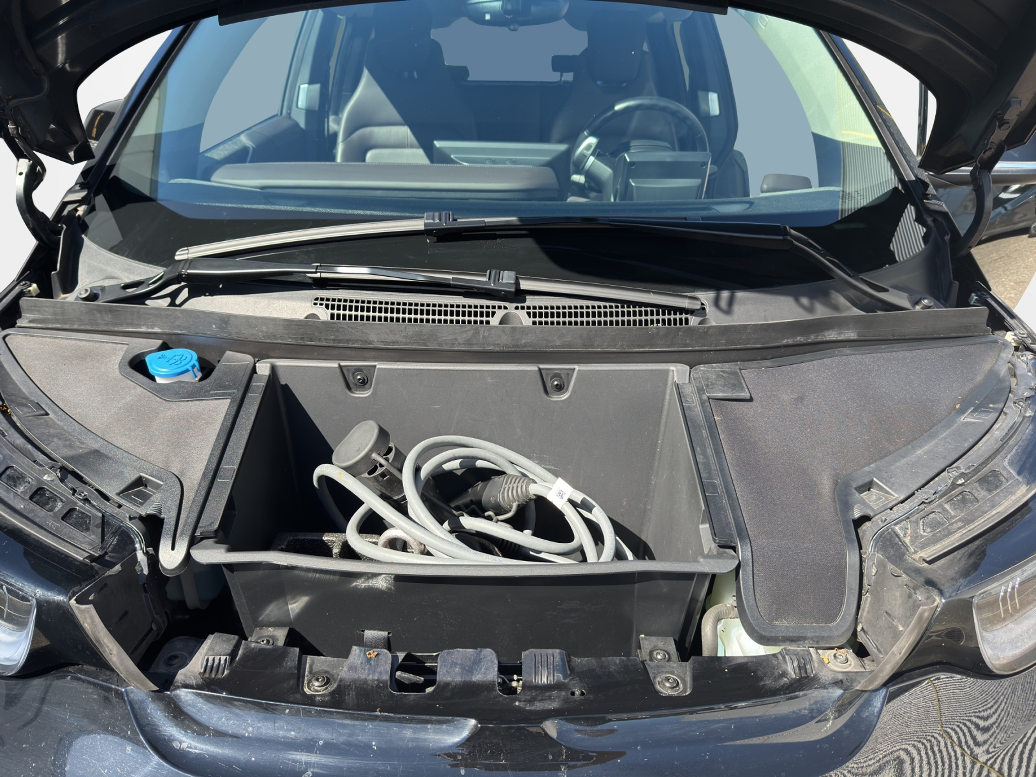 listing desktop thumbnail image 9