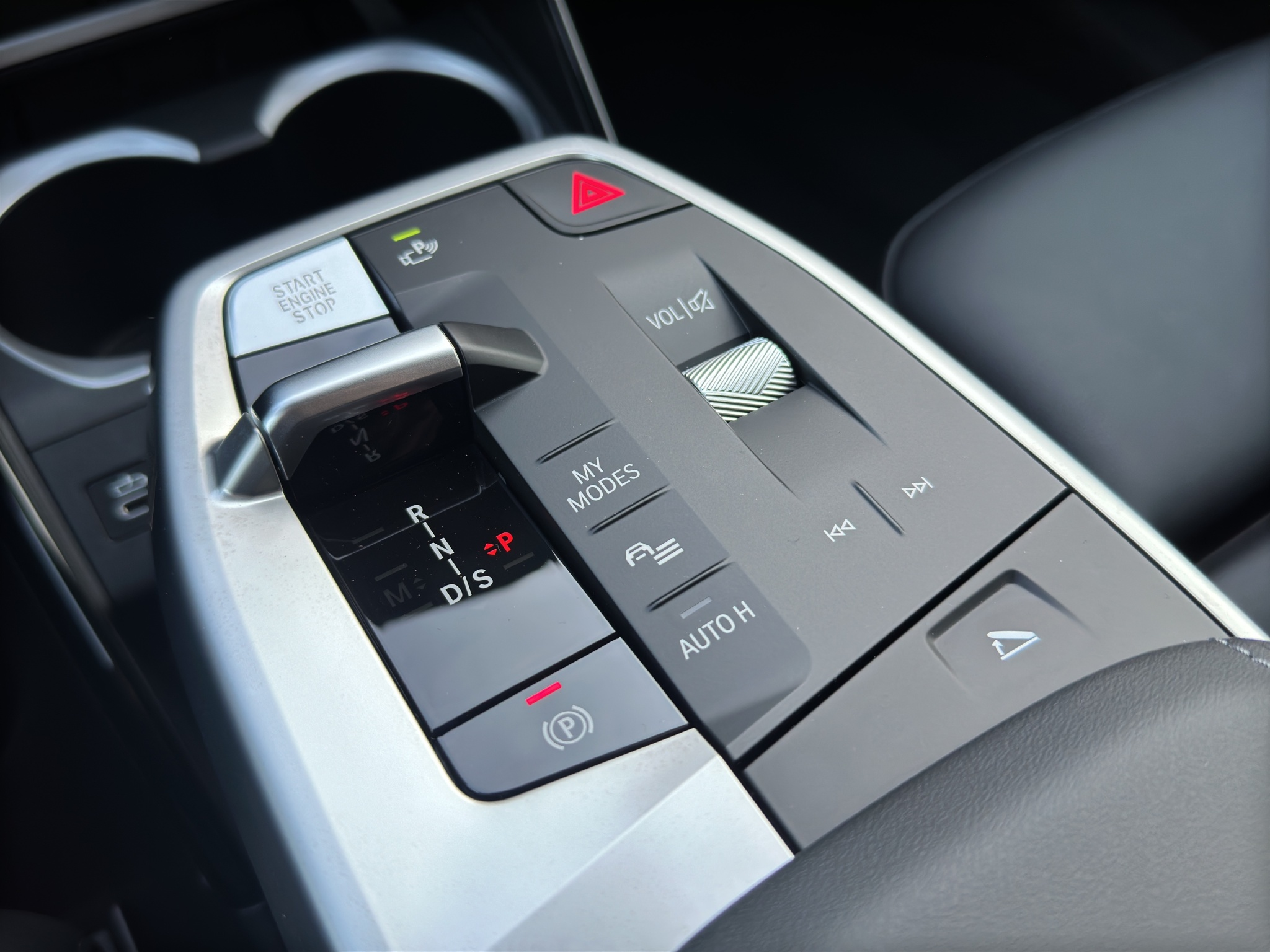 listing desktop thumbnail image 21