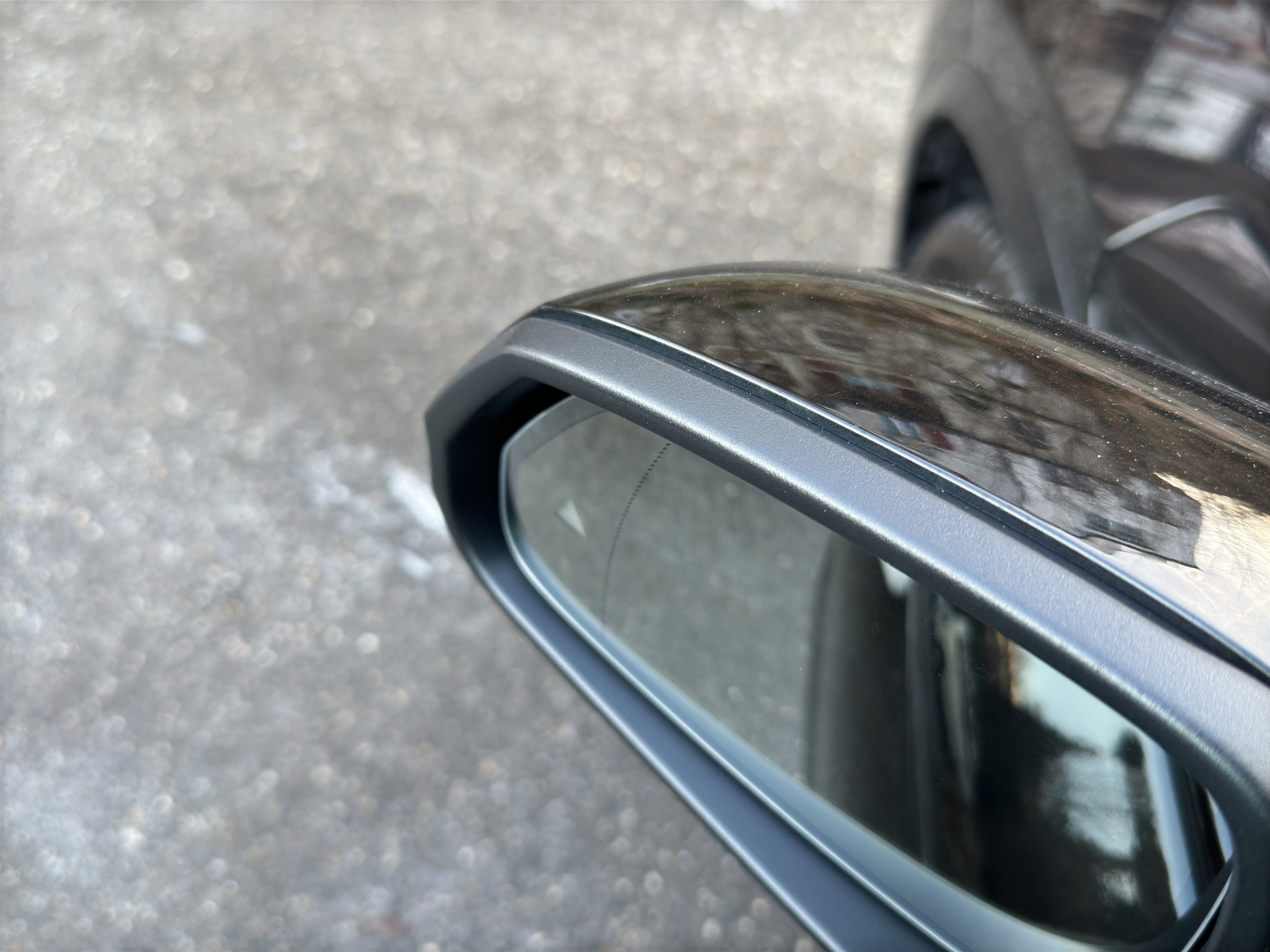 listing desktop thumbnail image 16