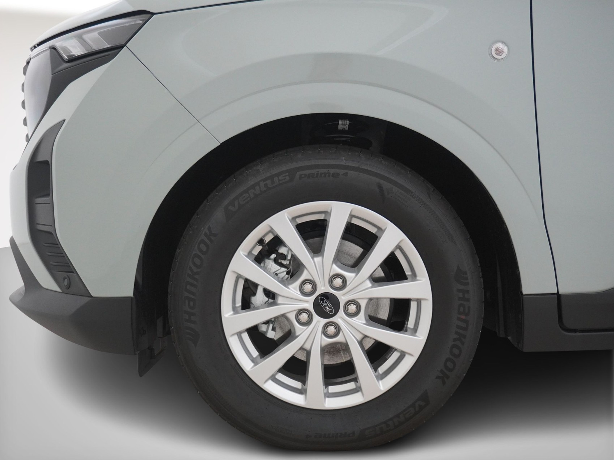 listing desktop thumbnail image 9