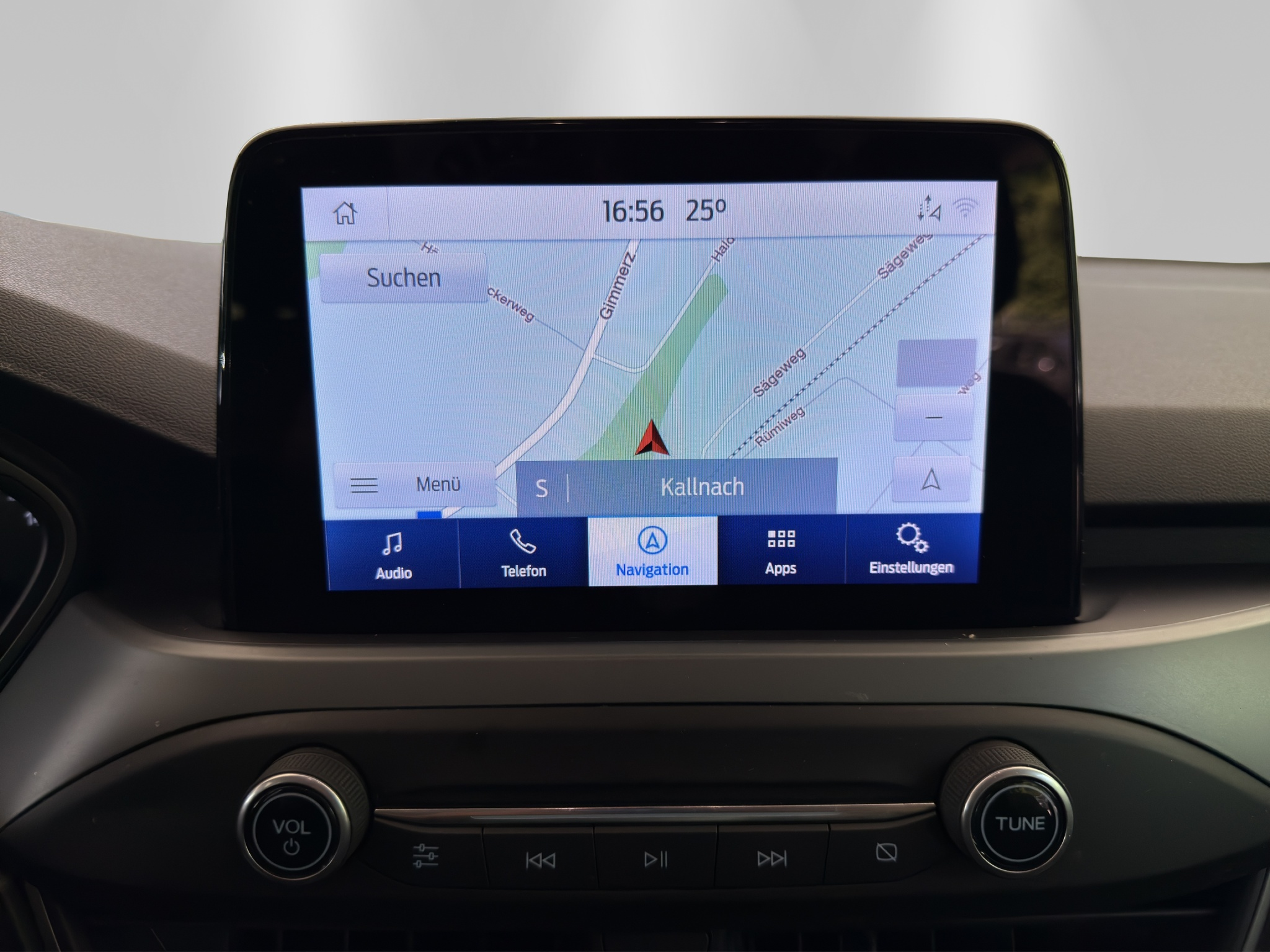 listing desktop thumbnail image 11