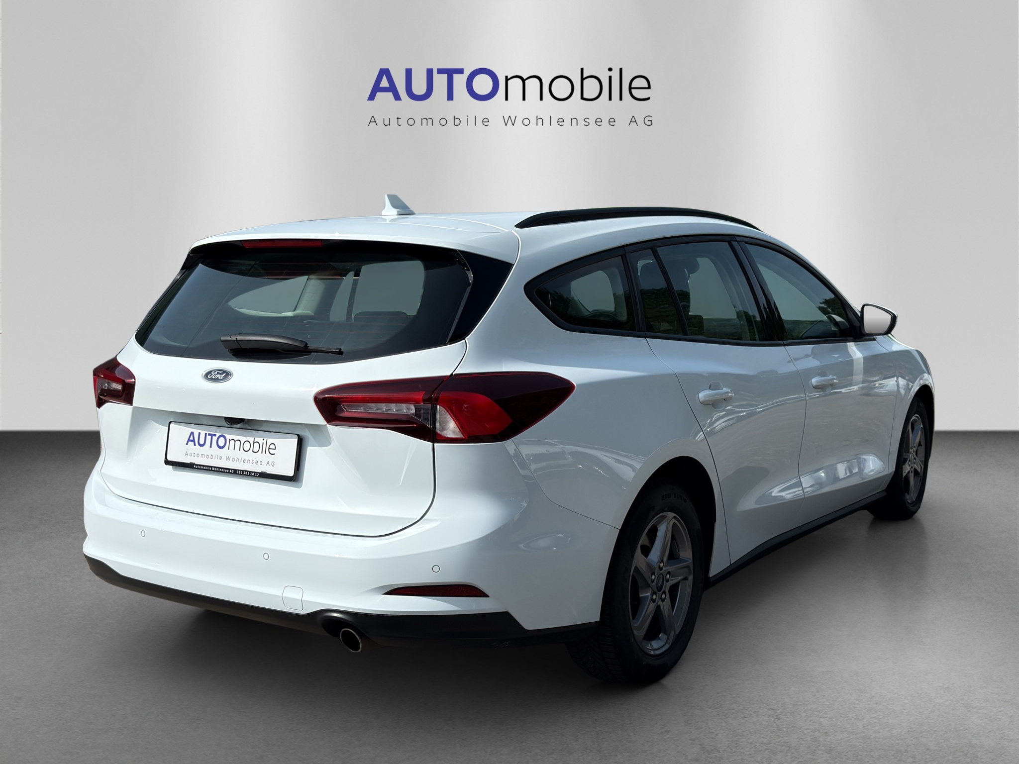 listing desktop thumbnail image 4