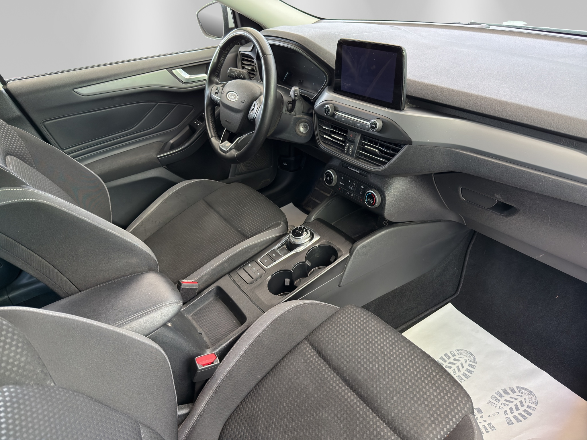 listing desktop thumbnail image 12