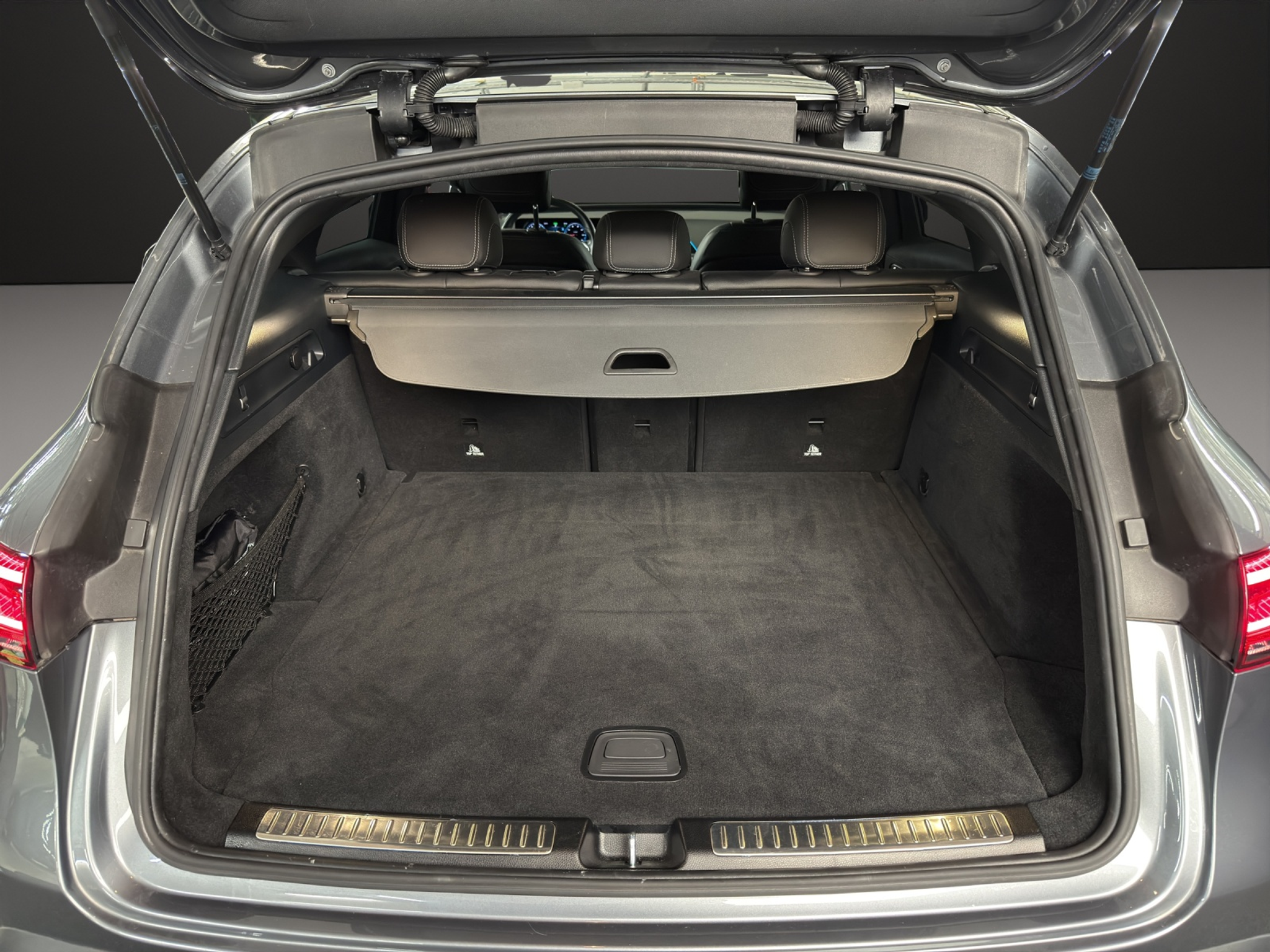 listing desktop thumbnail image 14