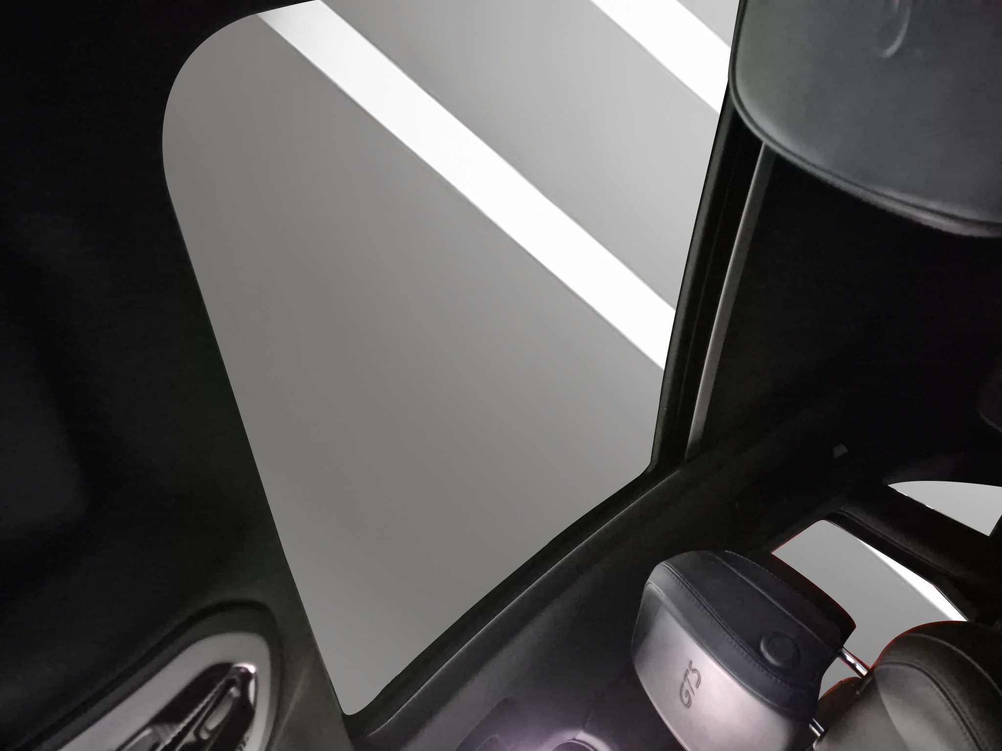 listing desktop thumbnail image 15