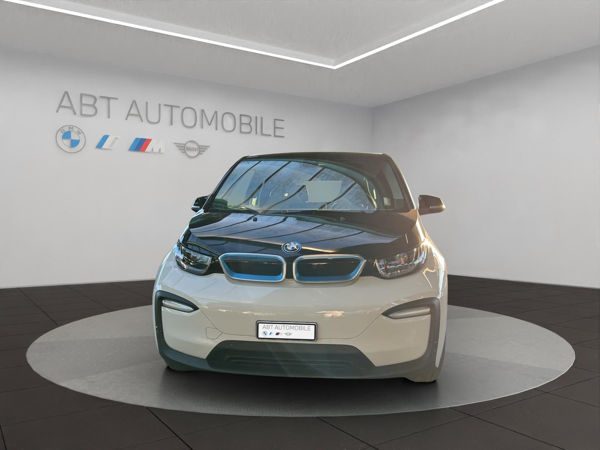 listing desktop thumbnail image 2