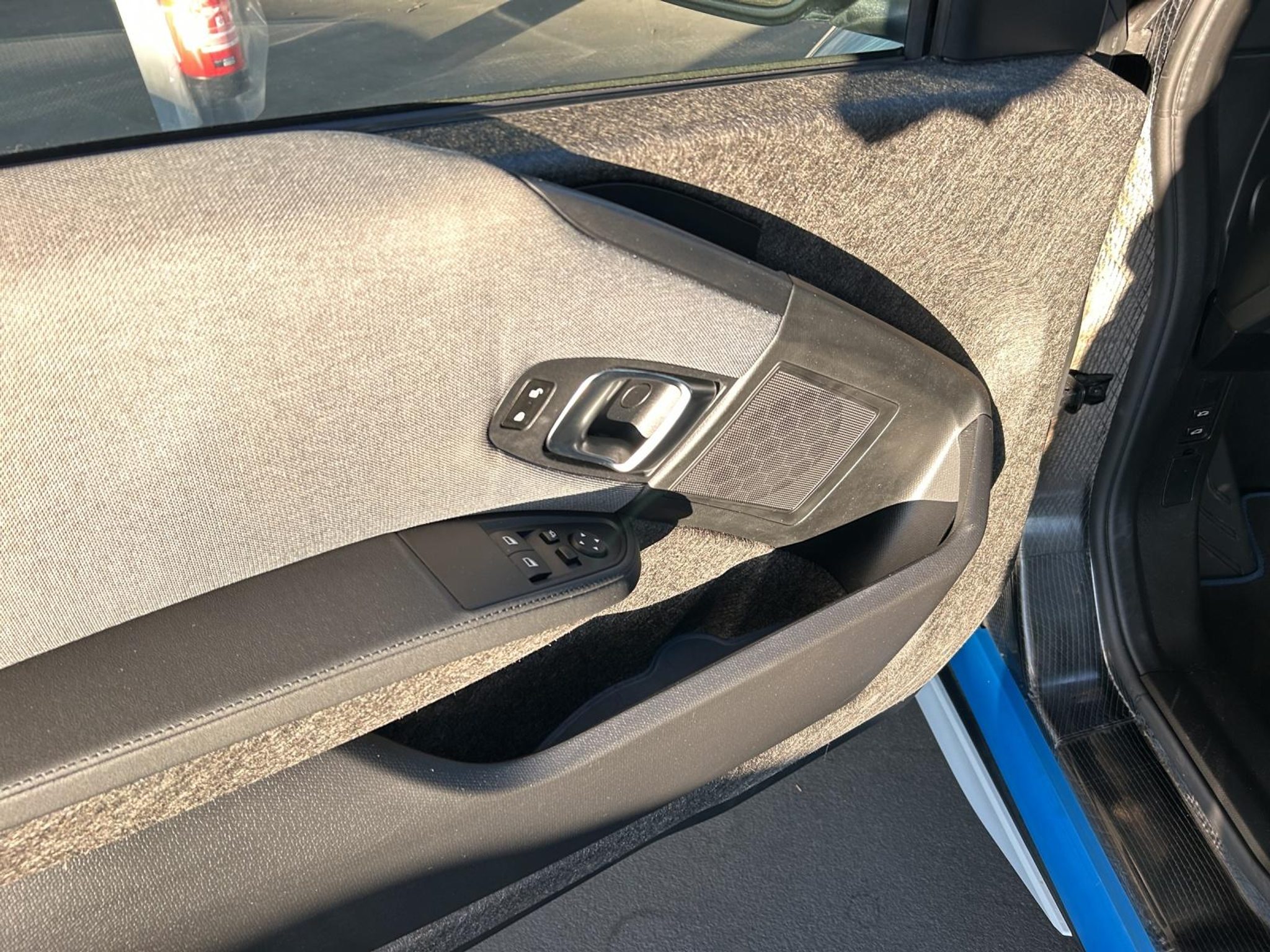 listing desktop thumbnail image 14