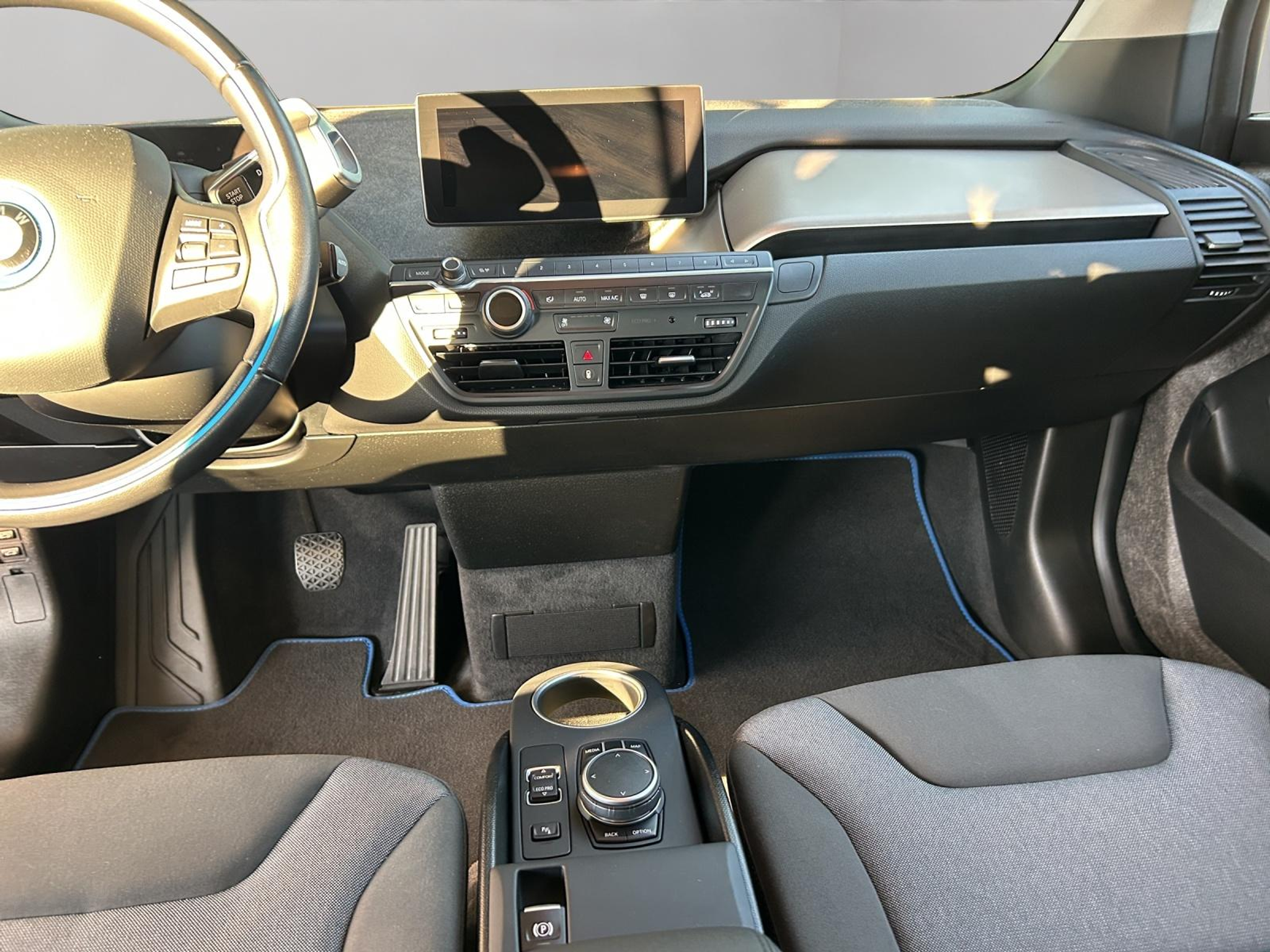 listing desktop thumbnail image 7