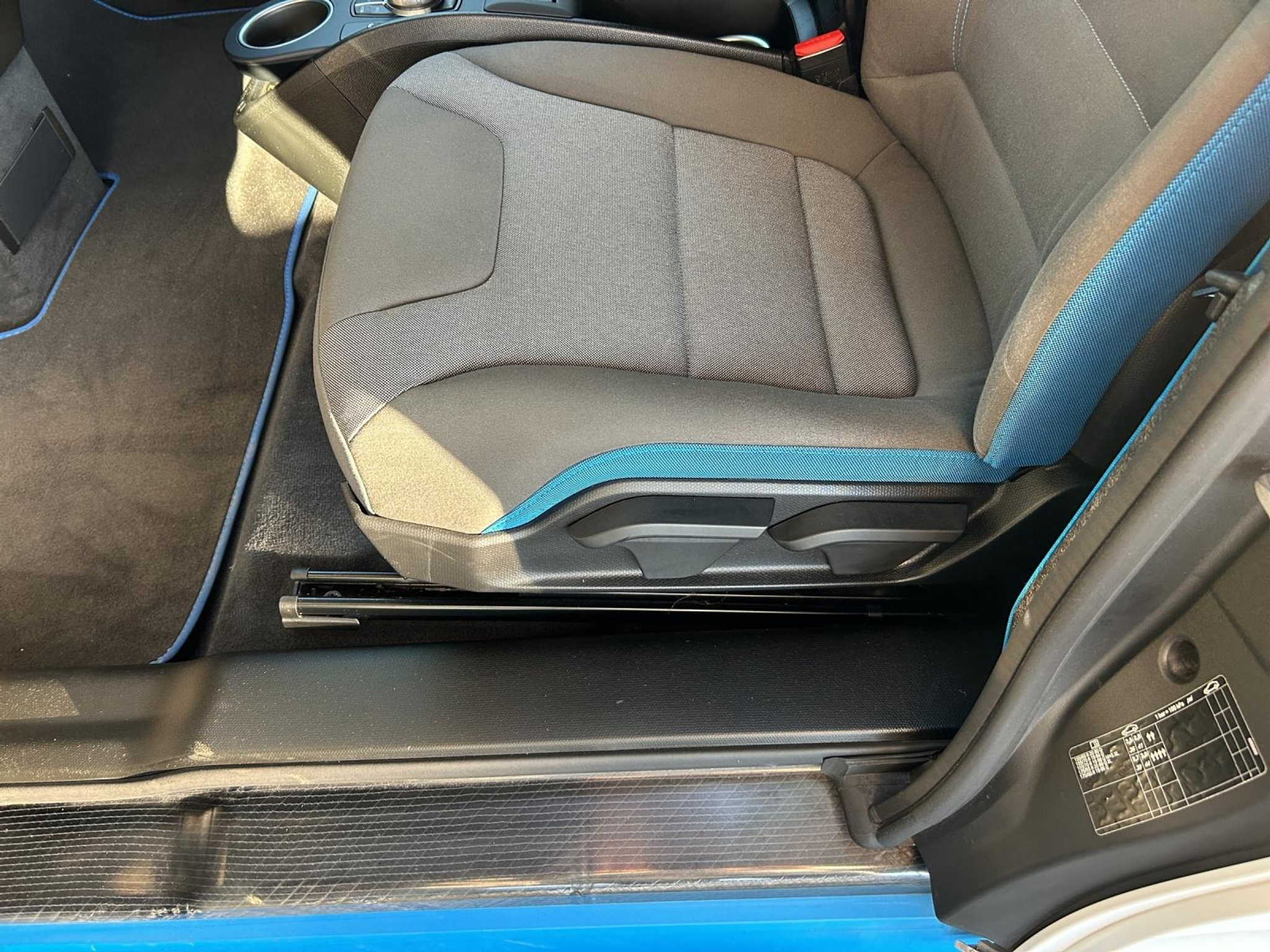 listing desktop thumbnail image 18