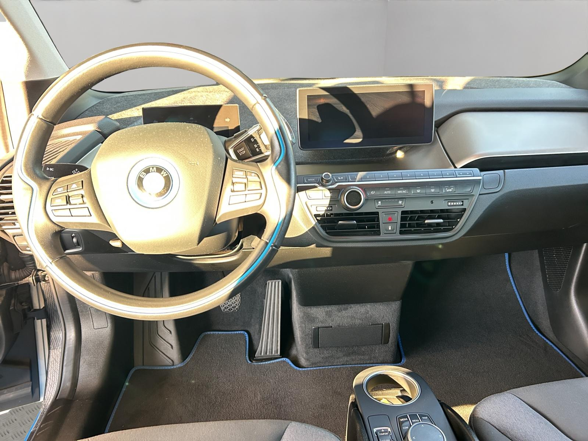 listing desktop thumbnail image 7