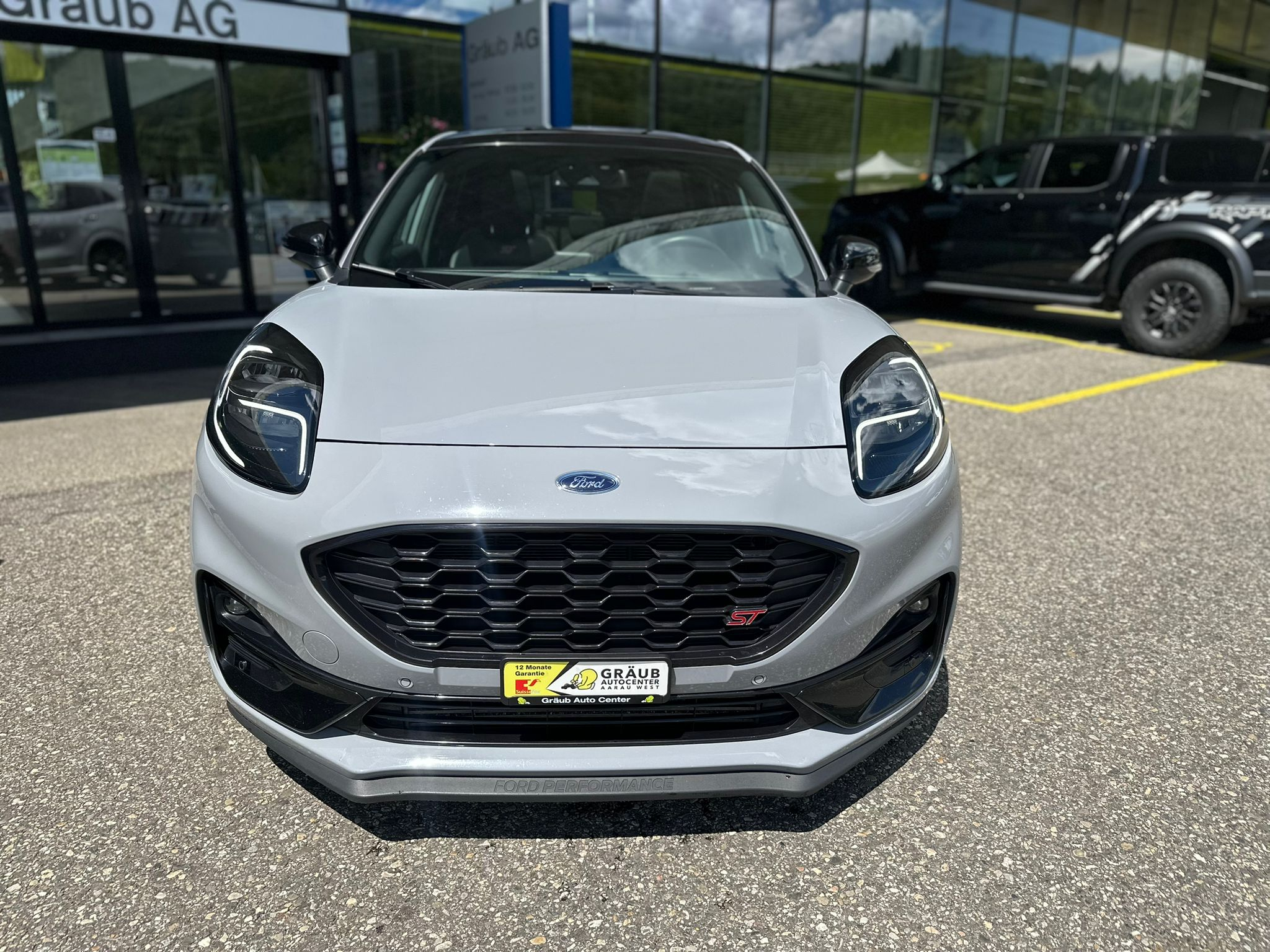 listing desktop thumbnail image 2