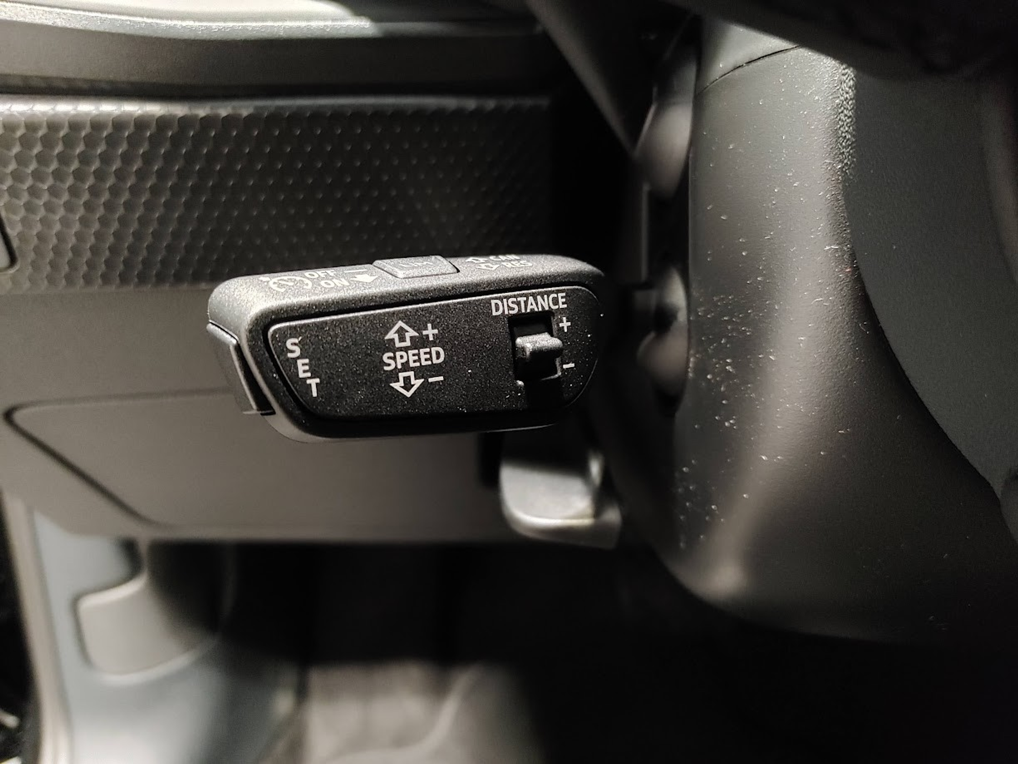 listing desktop thumbnail image 6