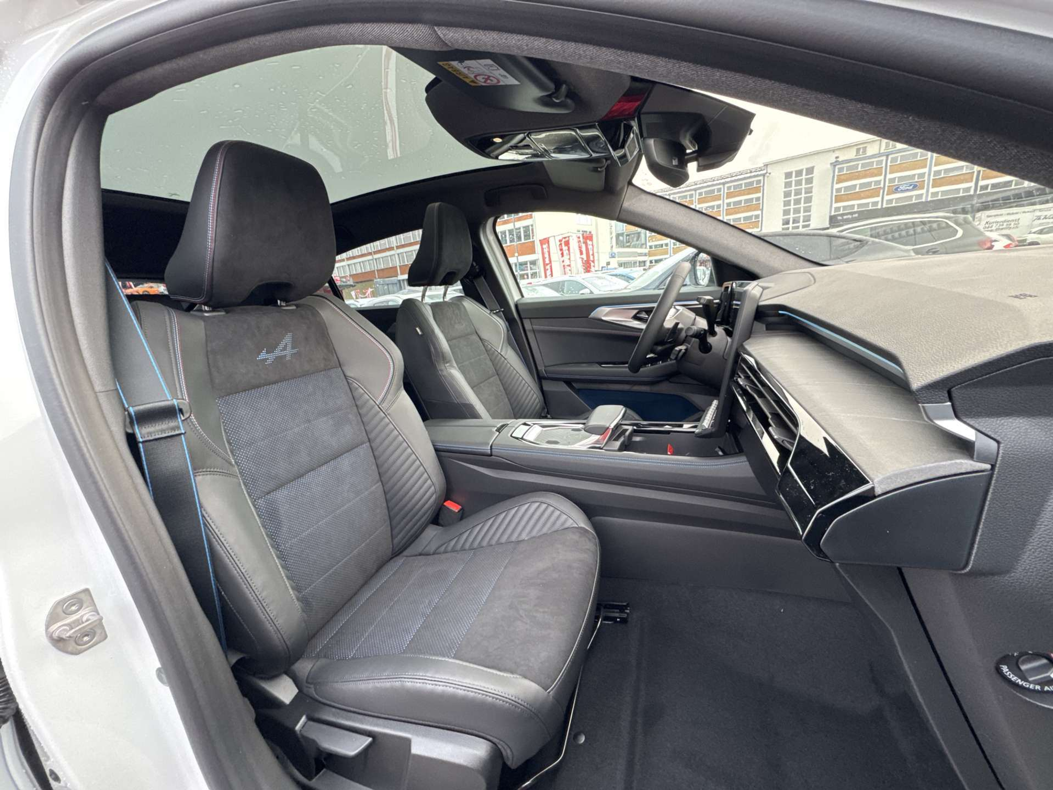 listing desktop thumbnail image 12